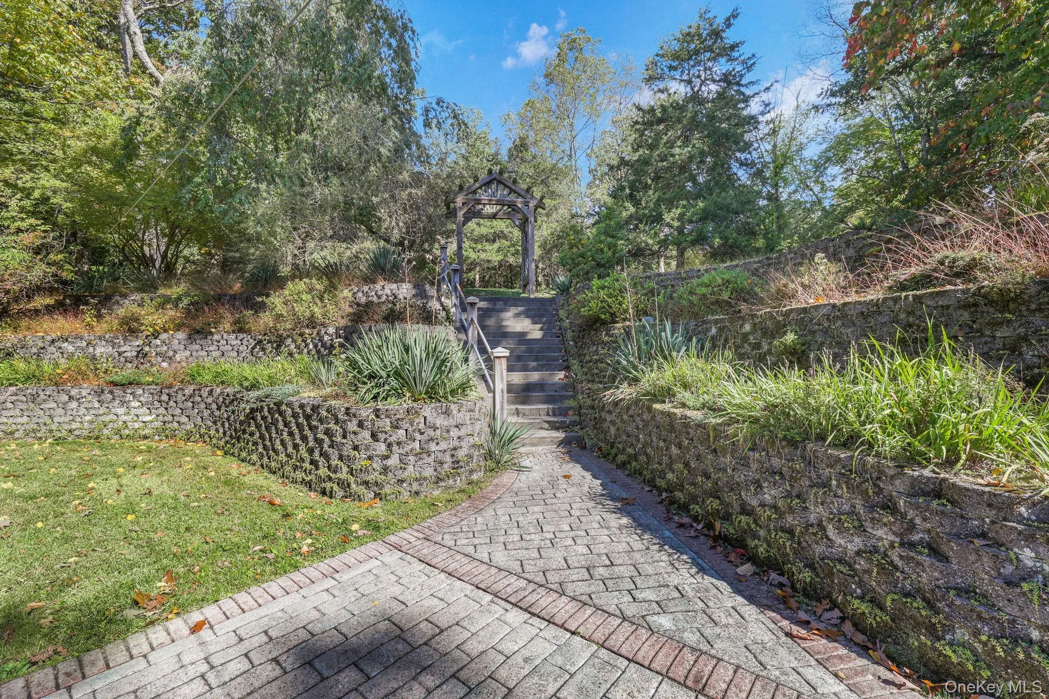 47 Points Of View, Warwick (town), NY, 3 Bedrooms Bedrooms, 10 Rooms Rooms,3 BathroomsBathrooms,Residential,For Rent,Points Of,0,1058469 47 Points Of View, Warwick (town), NY, 3 Bedrooms Bedrooms, 10 Rooms Rooms,3 BathroomsBathrooms,Residential,For Rent,Points Of,0,1058469