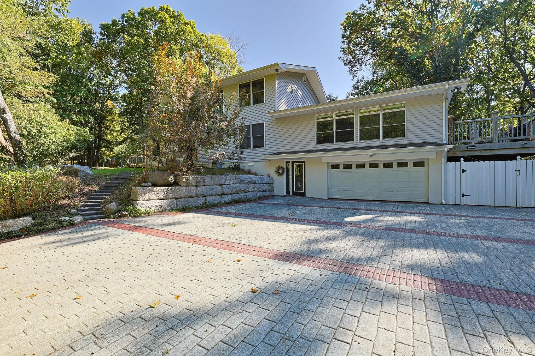 47 Points Of View, Warwick (town), NY, 3 Bedrooms Bedrooms, 10 Rooms Rooms,3 BathroomsBathrooms,Residential,For Rent,Points Of,0,1058469 47 Points Of View, Warwick (town), NY, 3 Bedrooms Bedrooms, 10 Rooms Rooms,3 BathroomsBathrooms,Residential,For Rent,Points Of,0,1058469