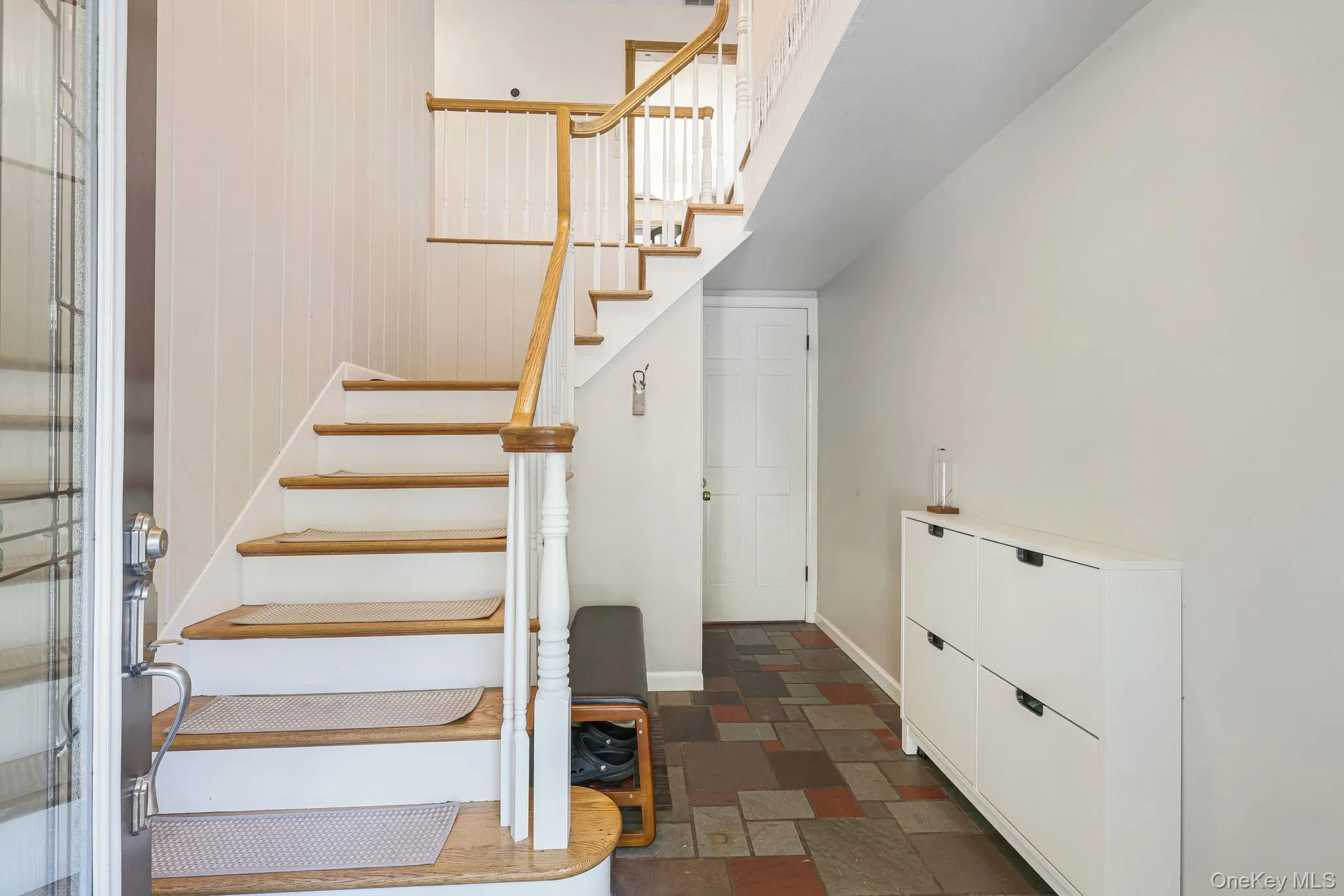47 Points Of View, Warwick (town), NY, 3 Bedrooms Bedrooms, 10 Rooms Rooms,3 BathroomsBathrooms,Residential,For Rent,Points Of,0,1058469 47 Points Of View, Warwick (town), NY, 3 Bedrooms Bedrooms, 10 Rooms Rooms,3 BathroomsBathrooms,Residential,For Rent,Points Of,0,1058469