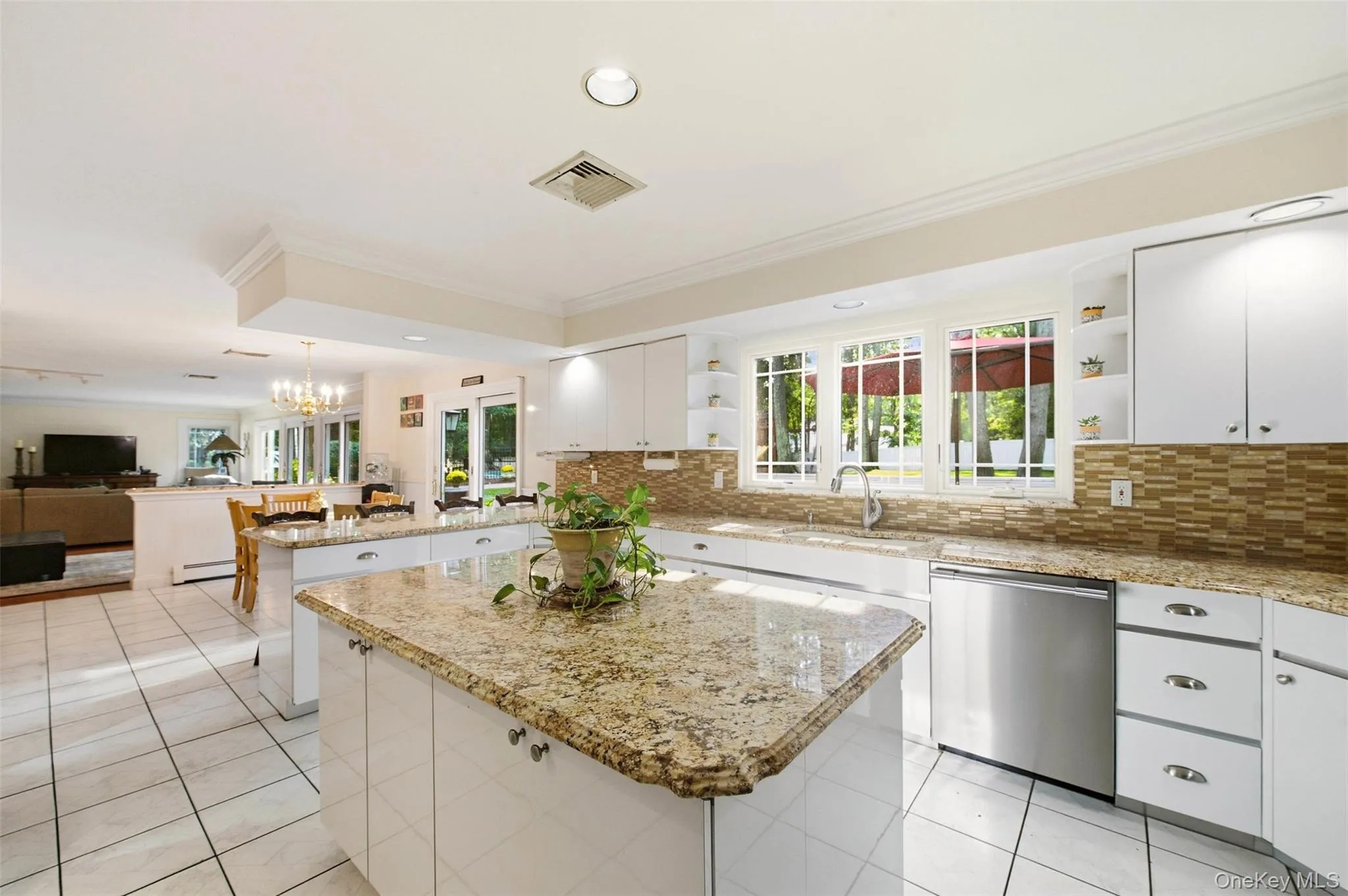 2 White Cap Court, Huntington, NY, 6 Bedrooms Bedrooms, 10 Rooms Rooms,2 BathroomsBathrooms,Residential,For Rent,White Cap,0,1058471 2 White Cap Court, Huntington, NY, 6 Bedrooms Bedrooms, 10 Rooms Rooms,2 BathroomsBathrooms,Residential,For Rent,White Cap,0,1058471