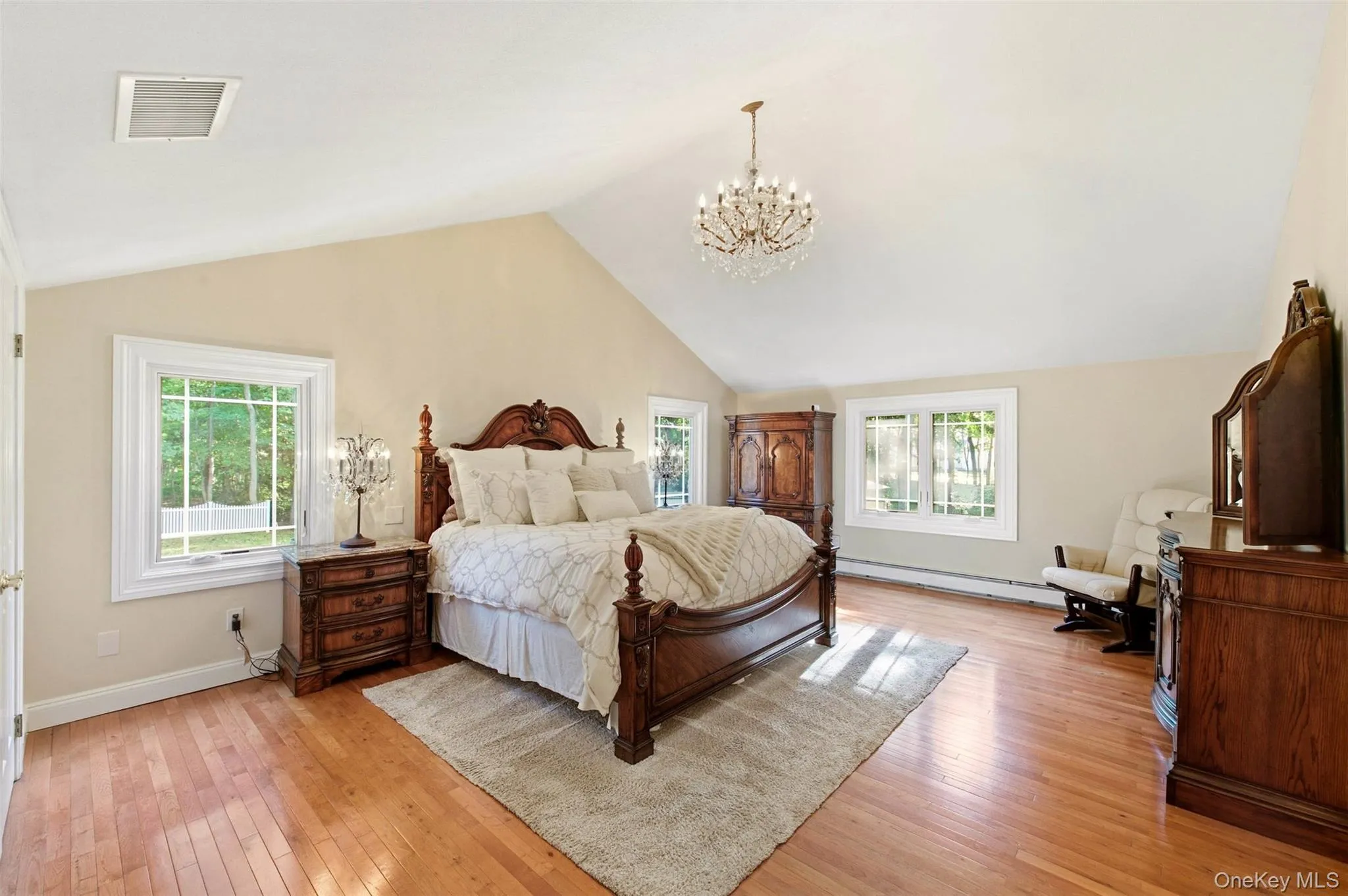 2 White Cap Court, Huntington, NY, 6 Bedrooms Bedrooms, 10 Rooms Rooms,2 BathroomsBathrooms,Residential,For Rent,White Cap,0,1058471 2 White Cap Court, Huntington, NY, 6 Bedrooms Bedrooms, 10 Rooms Rooms,2 BathroomsBathrooms,Residential,For Rent,White Cap,0,1058471