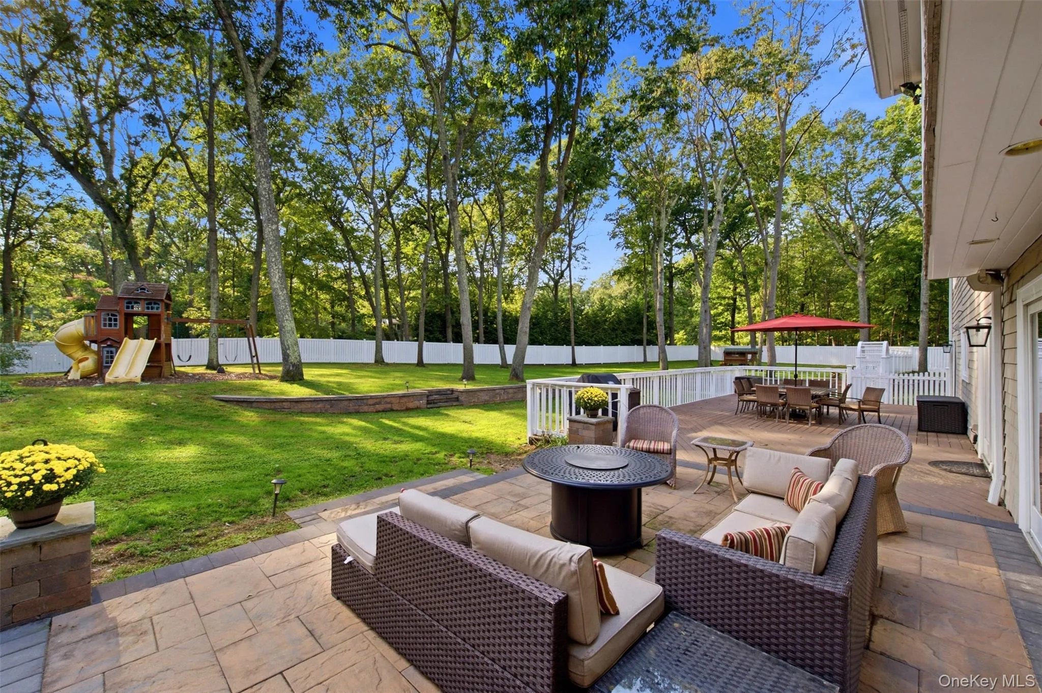 2 White Cap Court, Huntington, NY, 6 Bedrooms Bedrooms, 10 Rooms Rooms,2 BathroomsBathrooms,Residential,For Rent,White Cap,0,1058471 2 White Cap Court, Huntington, NY, 6 Bedrooms Bedrooms, 10 Rooms Rooms,2 BathroomsBathrooms,Residential,For Rent,White Cap,0,1058471