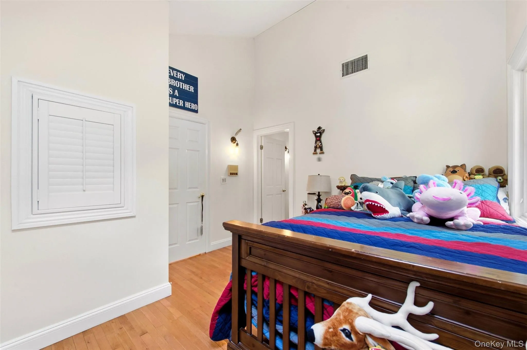 2 White Cap Court, Huntington, NY, 6 Bedrooms Bedrooms, 10 Rooms Rooms,2 BathroomsBathrooms,Residential,For Rent,White Cap,0,1058471 2 White Cap Court, Huntington, NY, 6 Bedrooms Bedrooms, 10 Rooms Rooms,2 BathroomsBathrooms,Residential,For Rent,White Cap,0,1058471