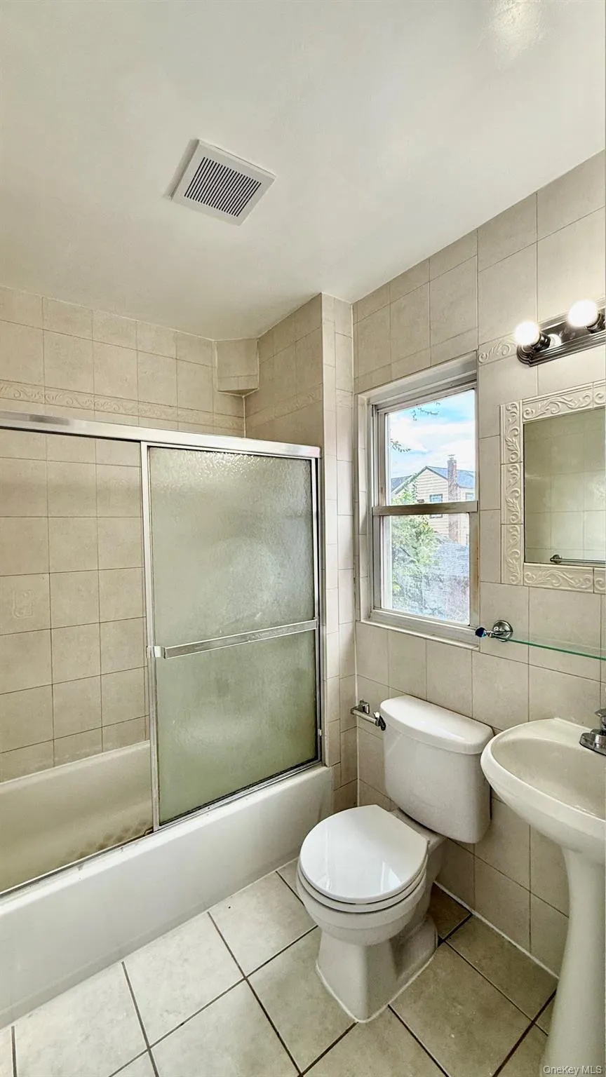 10327 219th Street, New York, NY, 3 Bedrooms Bedrooms, 8 Rooms Rooms,1 BathroomBathrooms,Residential,For Rent,219th,0,1058472 10327 219th Street, New York, NY, 3 Bedrooms Bedrooms, 8 Rooms Rooms,1 BathroomBathrooms,Residential,For Rent,219th,0,1058472