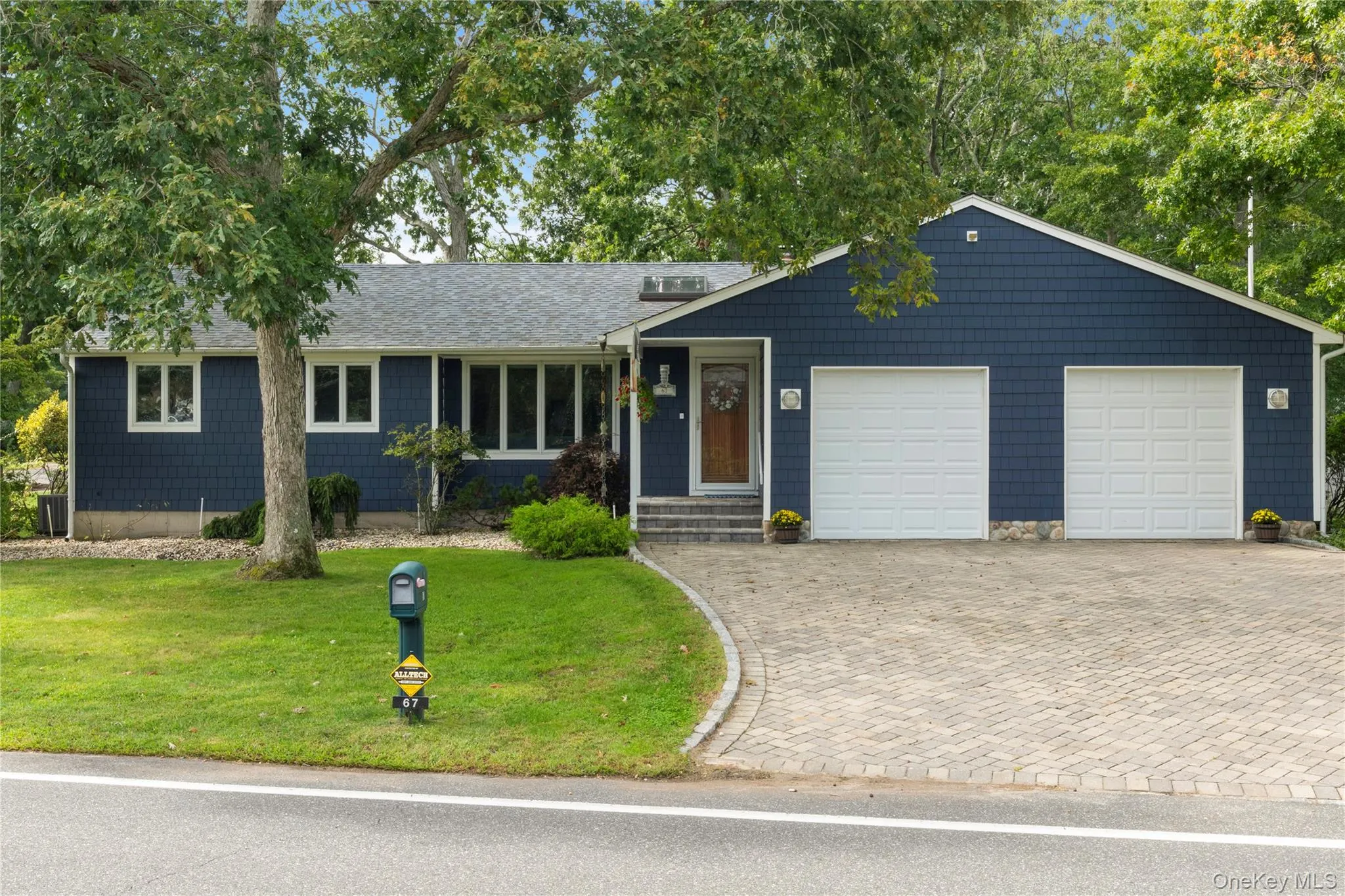 67 Wakeman Road, Southampton, NY, 3 Bedrooms Bedrooms, 8 Rooms Rooms,2 BathroomsBathrooms,Residential,For Rent,Wakeman,0,1058476 67 Wakeman Road, Southampton, NY, 3 Bedrooms Bedrooms, 8 Rooms Rooms,2 BathroomsBathrooms,Residential,For Rent,Wakeman,0,1058476