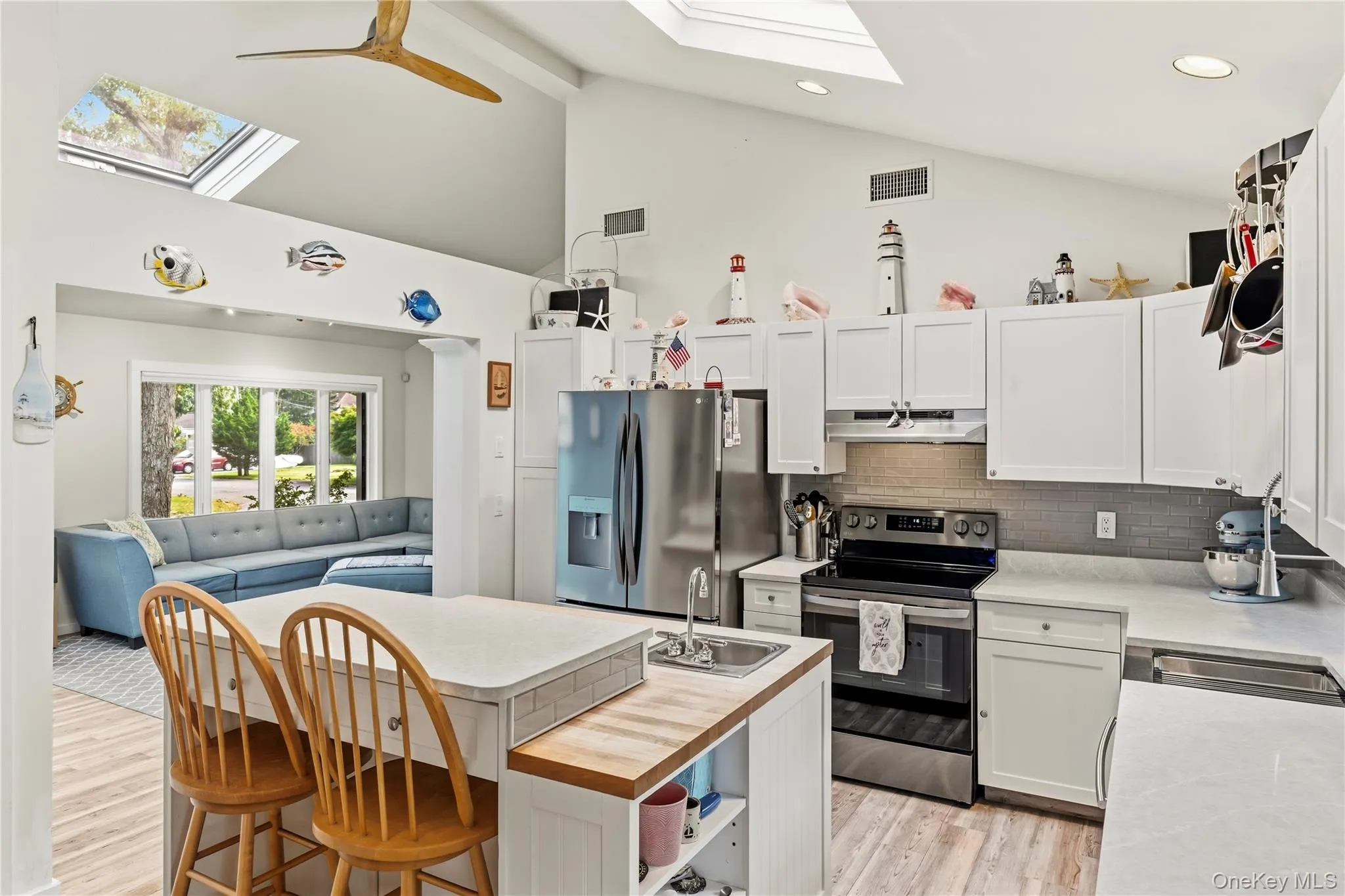 67 Wakeman Road, Southampton, NY, 3 Bedrooms Bedrooms, 8 Rooms Rooms,2 BathroomsBathrooms,Residential,For Rent,Wakeman,0,1058476 67 Wakeman Road, Southampton, NY, 3 Bedrooms Bedrooms, 8 Rooms Rooms,2 BathroomsBathrooms,Residential,For Rent,Wakeman,0,1058476