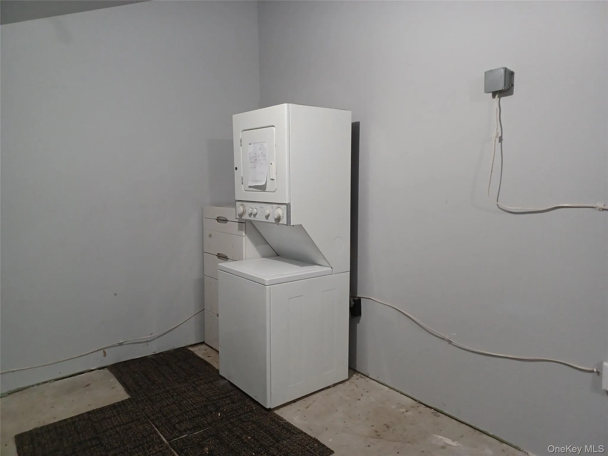 104 Moriches Drive, Brookhaven, NY, 2 Bedrooms Bedrooms, 5 Rooms Rooms,1 BathroomBathrooms,Residential,For Rent,Moriches,0,1058477 104 Moriches Drive, Brookhaven, NY, 2 Bedrooms Bedrooms, 5 Rooms Rooms,1 BathroomBathrooms,Residential,For Rent,Moriches,0,1058477