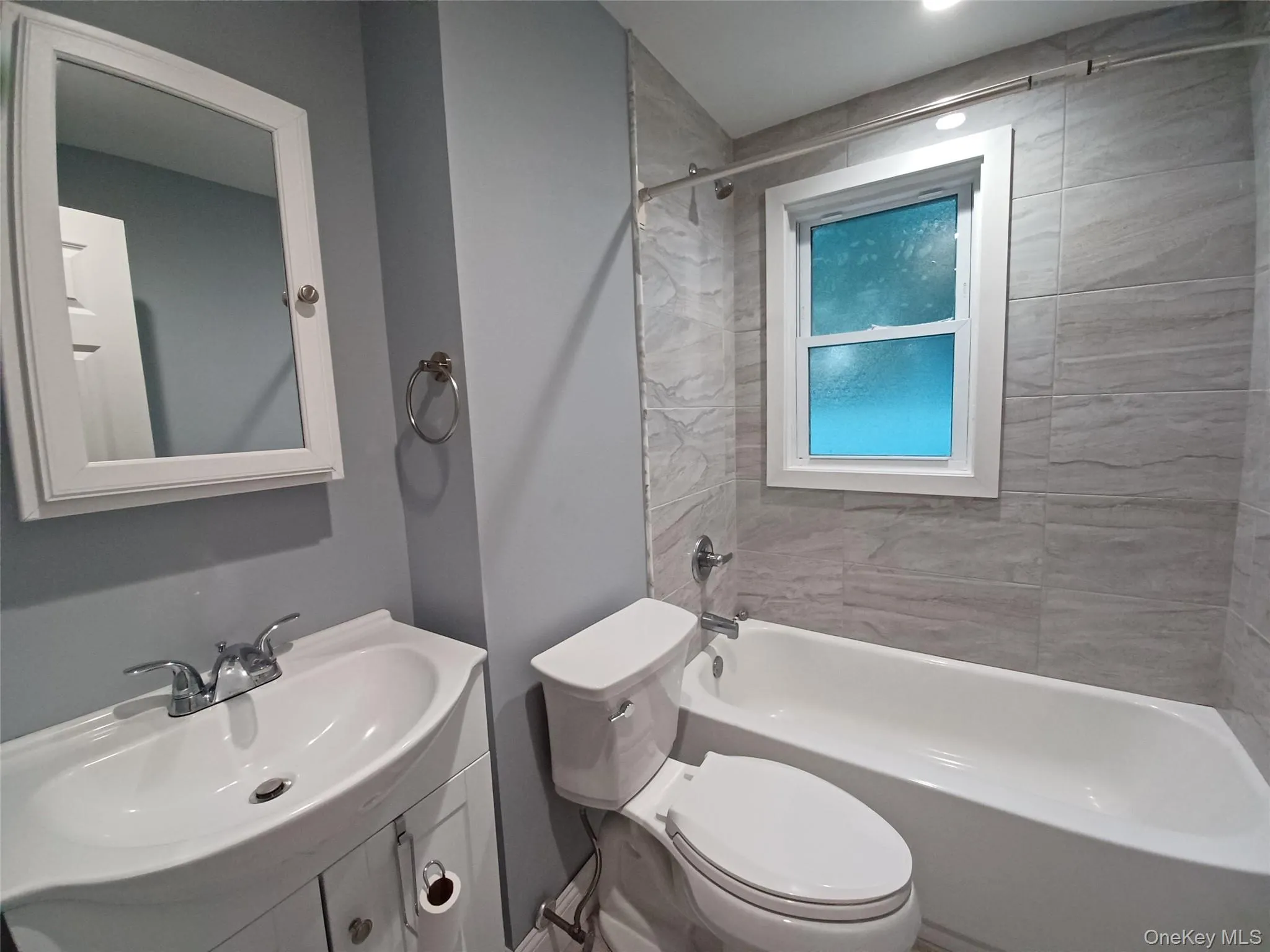 104 Moriches Drive, Brookhaven, NY, 2 Bedrooms Bedrooms, 5 Rooms Rooms,1 BathroomBathrooms,Residential,For Rent,Moriches,0,1058477 104 Moriches Drive, Brookhaven, NY, 2 Bedrooms Bedrooms, 5 Rooms Rooms,1 BathroomBathrooms,Residential,For Rent,Moriches,0,1058477