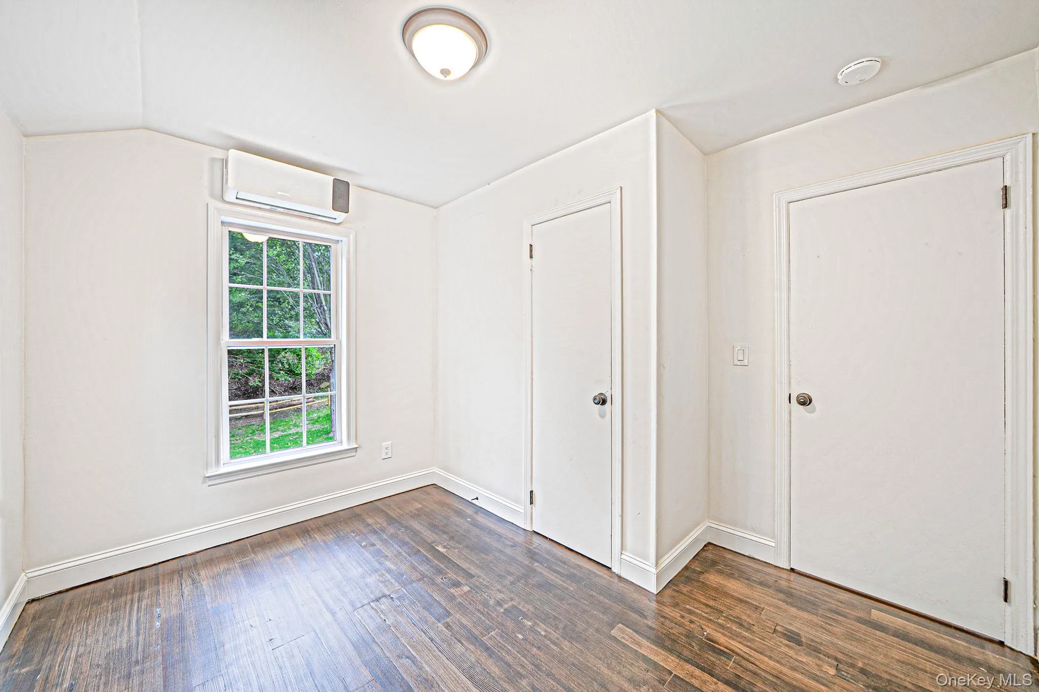 29 Overhill Road, Brookhaven, NY, 2 Bedrooms Bedrooms, 4 Rooms Rooms,1 BathroomBathrooms,Residential,For Rent,Overhill,0,1058479 29 Overhill Road, Brookhaven, NY, 2 Bedrooms Bedrooms, 4 Rooms Rooms,1 BathroomBathrooms,Residential,For Rent,Overhill,0,1058479