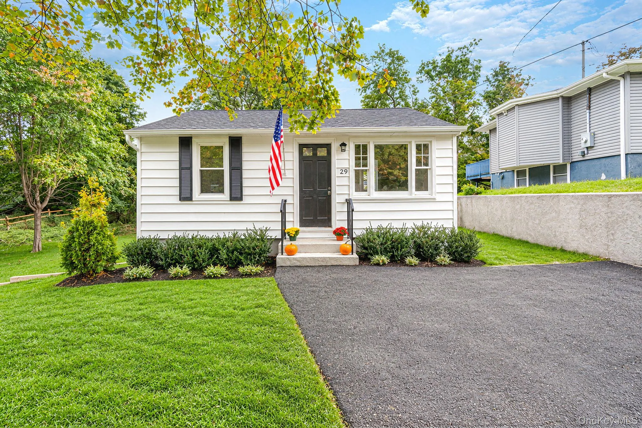29 Overhill Road, Brookhaven, NY, 2 Bedrooms Bedrooms, 4 Rooms Rooms,1 BathroomBathrooms,Residential,For Rent,Overhill,0,1058479 29 Overhill Road, Brookhaven, NY, 2 Bedrooms Bedrooms, 4 Rooms Rooms,1 BathroomBathrooms,Residential,For Rent,Overhill,0,1058479