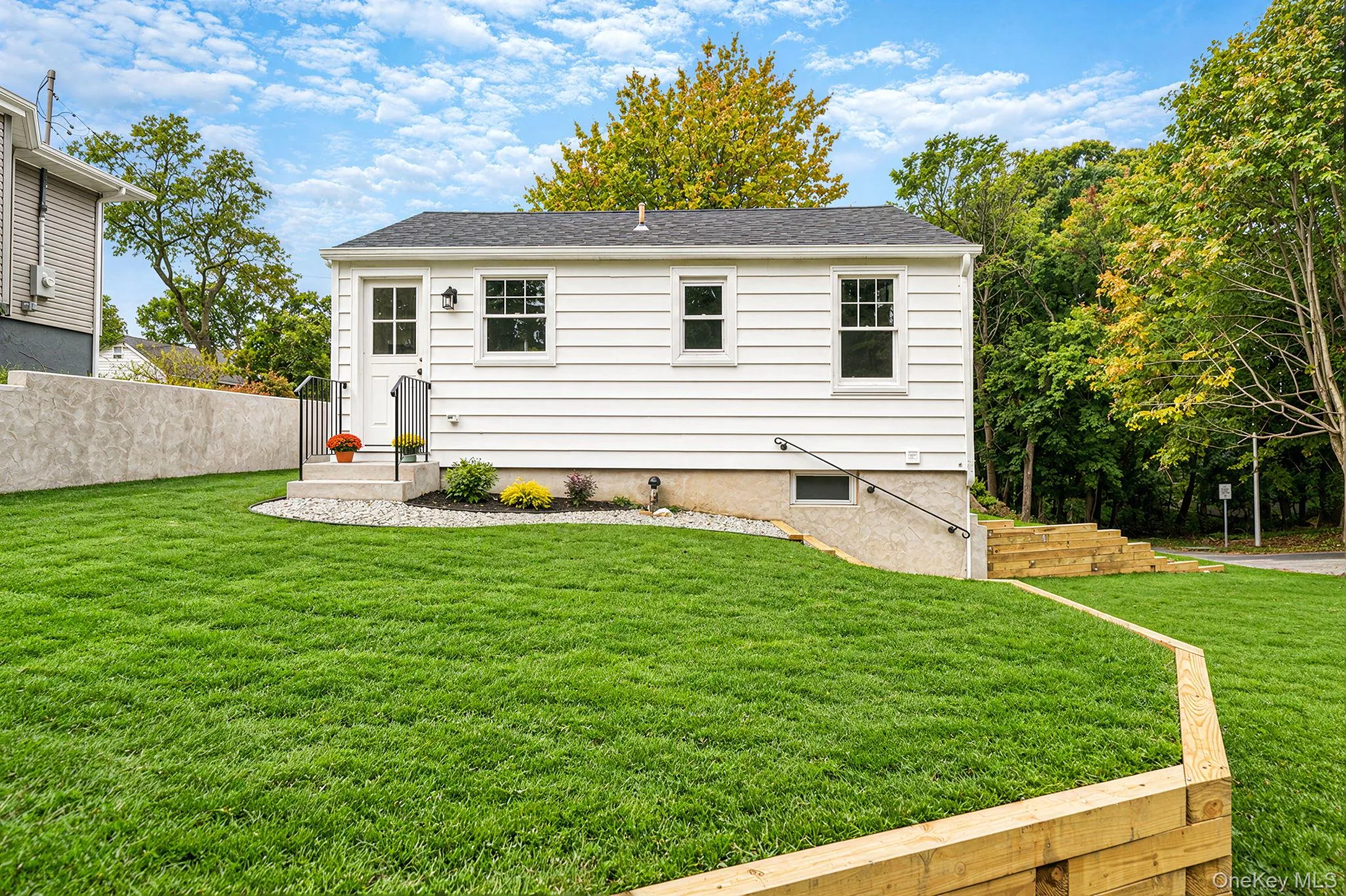 29 Overhill Road, Brookhaven, NY, 2 Bedrooms Bedrooms, 4 Rooms Rooms,1 BathroomBathrooms,Residential,For Rent,Overhill,0,1058479 29 Overhill Road, Brookhaven, NY, 2 Bedrooms Bedrooms, 4 Rooms Rooms,1 BathroomBathrooms,Residential,For Rent,Overhill,0,1058479