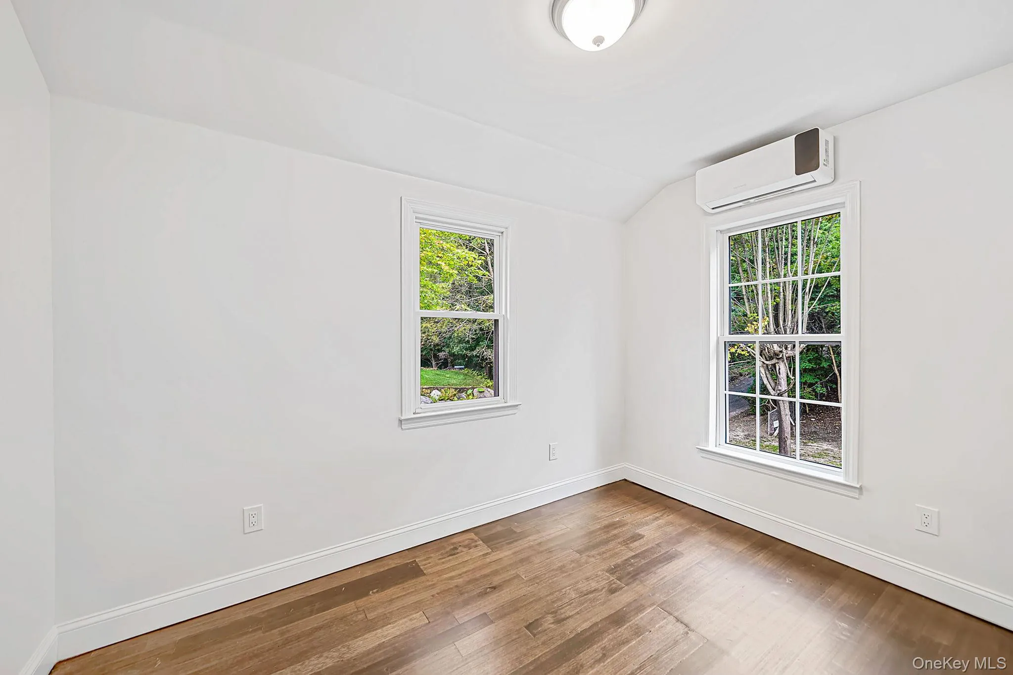 29 Overhill Road, Brookhaven, NY, 2 Bedrooms Bedrooms, 4 Rooms Rooms,1 BathroomBathrooms,Residential,For Rent,Overhill,0,1058479 29 Overhill Road, Brookhaven, NY, 2 Bedrooms Bedrooms, 4 Rooms Rooms,1 BathroomBathrooms,Residential,For Rent,Overhill,0,1058479