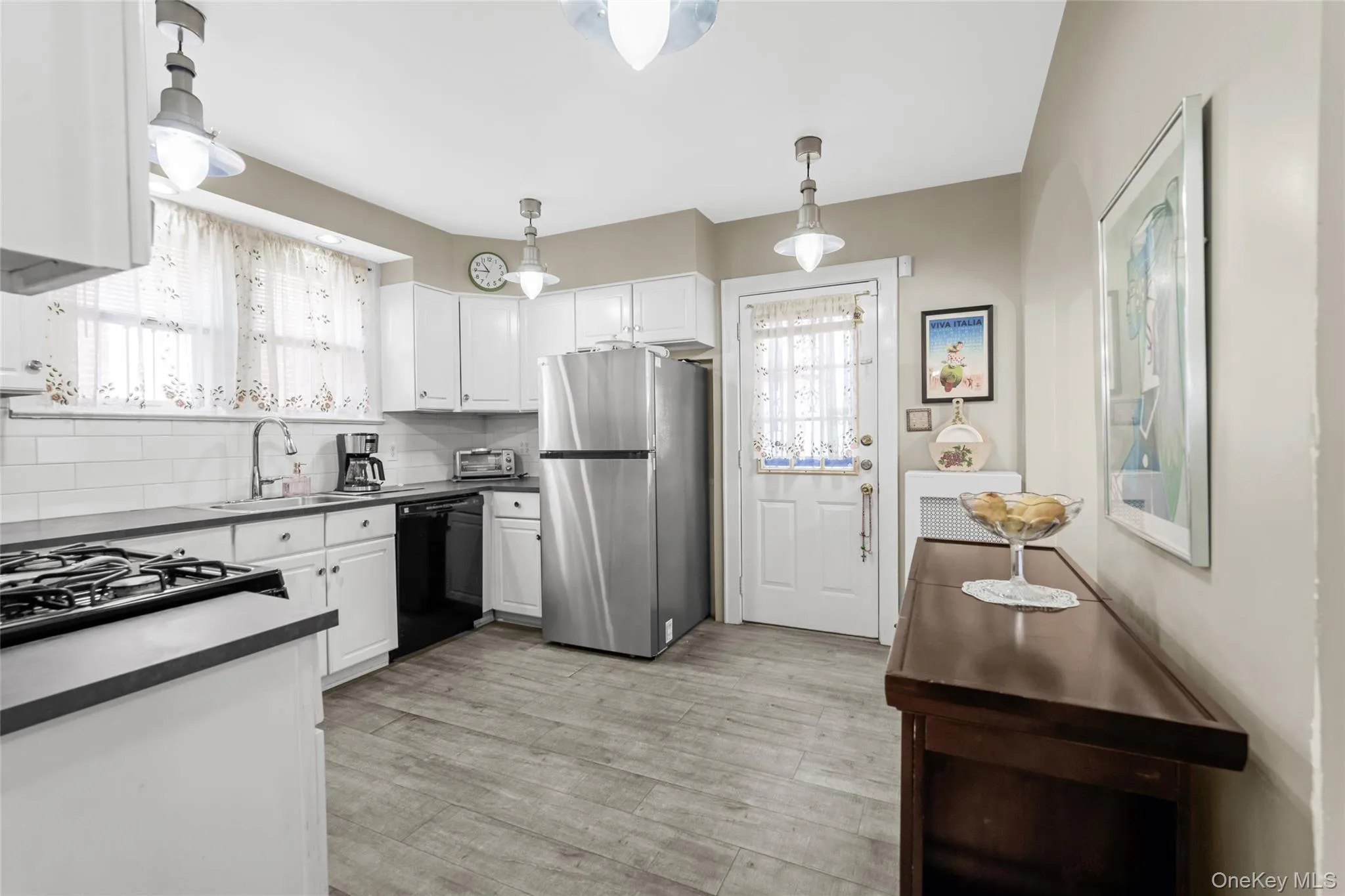 45-20 156th Street, New York, NY, 3 Bedrooms Bedrooms, 10 Rooms Rooms,1 BathroomBathrooms,Residential,For Rent,156th,0,1058485 45-20 156th Street, New York, NY, 3 Bedrooms Bedrooms, 10 Rooms Rooms,1 BathroomBathrooms,Residential,For Rent,156th,0,1058485