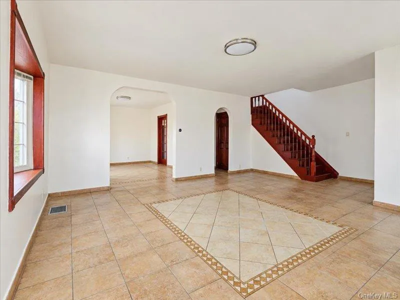 63-19 Everton Street, New York, NY, 4 Bedrooms Bedrooms, 8 Rooms Rooms,3 BathroomsBathrooms,Residential Lease,For Rent,Everton,0,1058495 63-19 Everton Street, New York, NY, 4 Bedrooms Bedrooms, 8 Rooms Rooms,3 BathroomsBathrooms,Residential Lease,For Rent,Everton,0,1058495