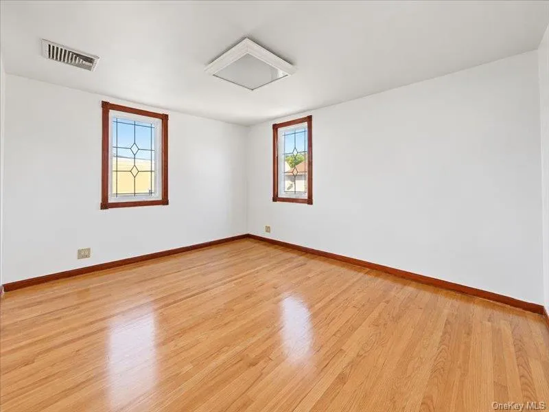 63-19 Everton Street, New York, NY, 4 Bedrooms Bedrooms, 8 Rooms Rooms,3 BathroomsBathrooms,Residential Lease,For Rent,Everton,0,1058495 63-19 Everton Street, New York, NY, 4 Bedrooms Bedrooms, 8 Rooms Rooms,3 BathroomsBathrooms,Residential Lease,For Rent,Everton,0,1058495