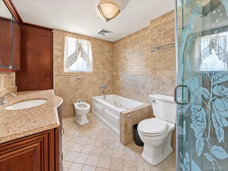 63-19 Everton Street, New York, NY, 4 Bedrooms Bedrooms, 8 Rooms Rooms,3 BathroomsBathrooms,Residential Lease,For Rent,Everton,0,1058495 63-19 Everton Street, New York, NY, 4 Bedrooms Bedrooms, 8 Rooms Rooms,3 BathroomsBathrooms,Residential Lease,For Rent,Everton,0,1058495