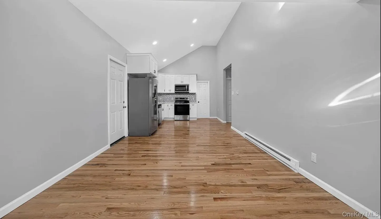 67 Ohio Avenue, Brookhaven, NY, 3 Bedroom Bedrooms, 6 Room Rooms,1 BathroomBathrooms,Residential Lease,For Rent,Ohio Avenue,0,1058511 67 Ohio Avenue, Brookhaven, NY, 3 Bedroom Bedrooms, 6 Room Rooms,1 BathroomBathrooms,Residential Lease,For Rent,Ohio Avenue,0,1058511