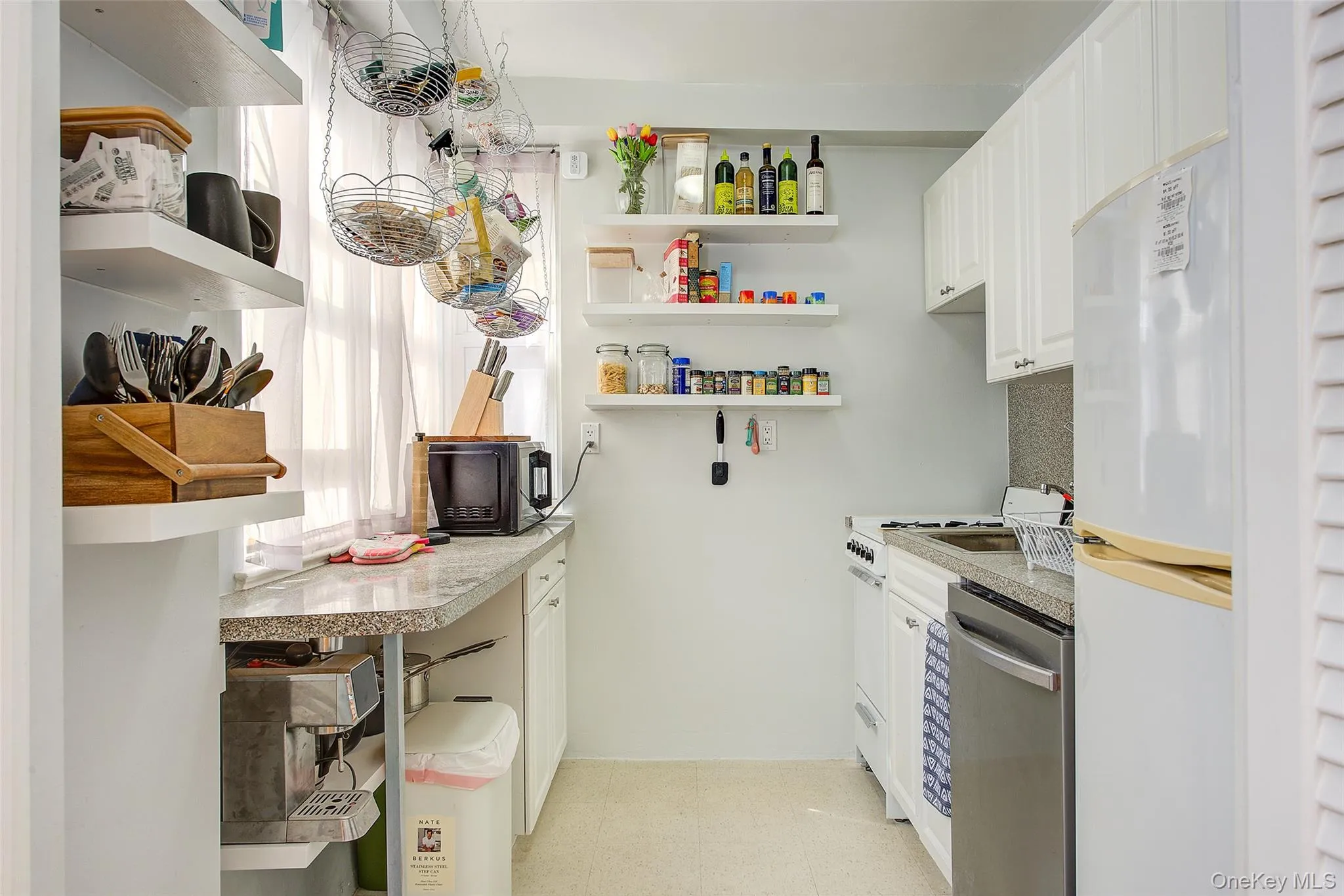 110-50 71st Road, New York, NY, 1 Bedroom Bedrooms, 3 Rooms Rooms,1 BathroomBathrooms,Residential,For Rent,71st,0,1058512 110-50 71st Road, New York, NY, 1 Bedroom Bedrooms, 3 Rooms Rooms,1 BathroomBathrooms,Residential,For Rent,71st,0,1058512