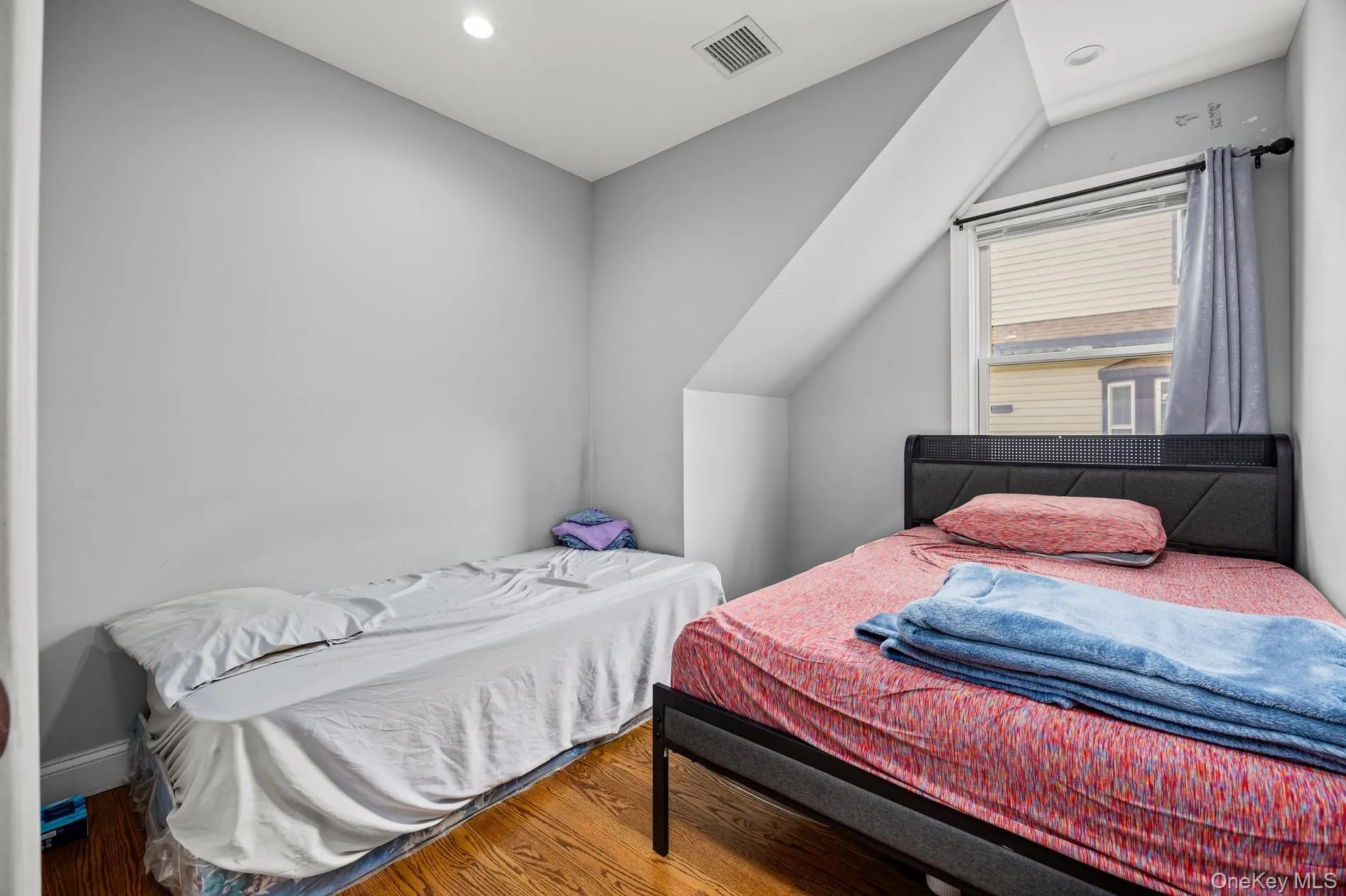 77 Kenny Avenue, Hempstead, NY, 4 Bedrooms Bedrooms, 9 Rooms Rooms,3 BathroomsBathrooms,Residential,For Rent,Kenny,0,1058514 77 Kenny Avenue, Hempstead, NY, 4 Bedrooms Bedrooms, 9 Rooms Rooms,3 BathroomsBathrooms,Residential,For Rent,Kenny,0,1058514