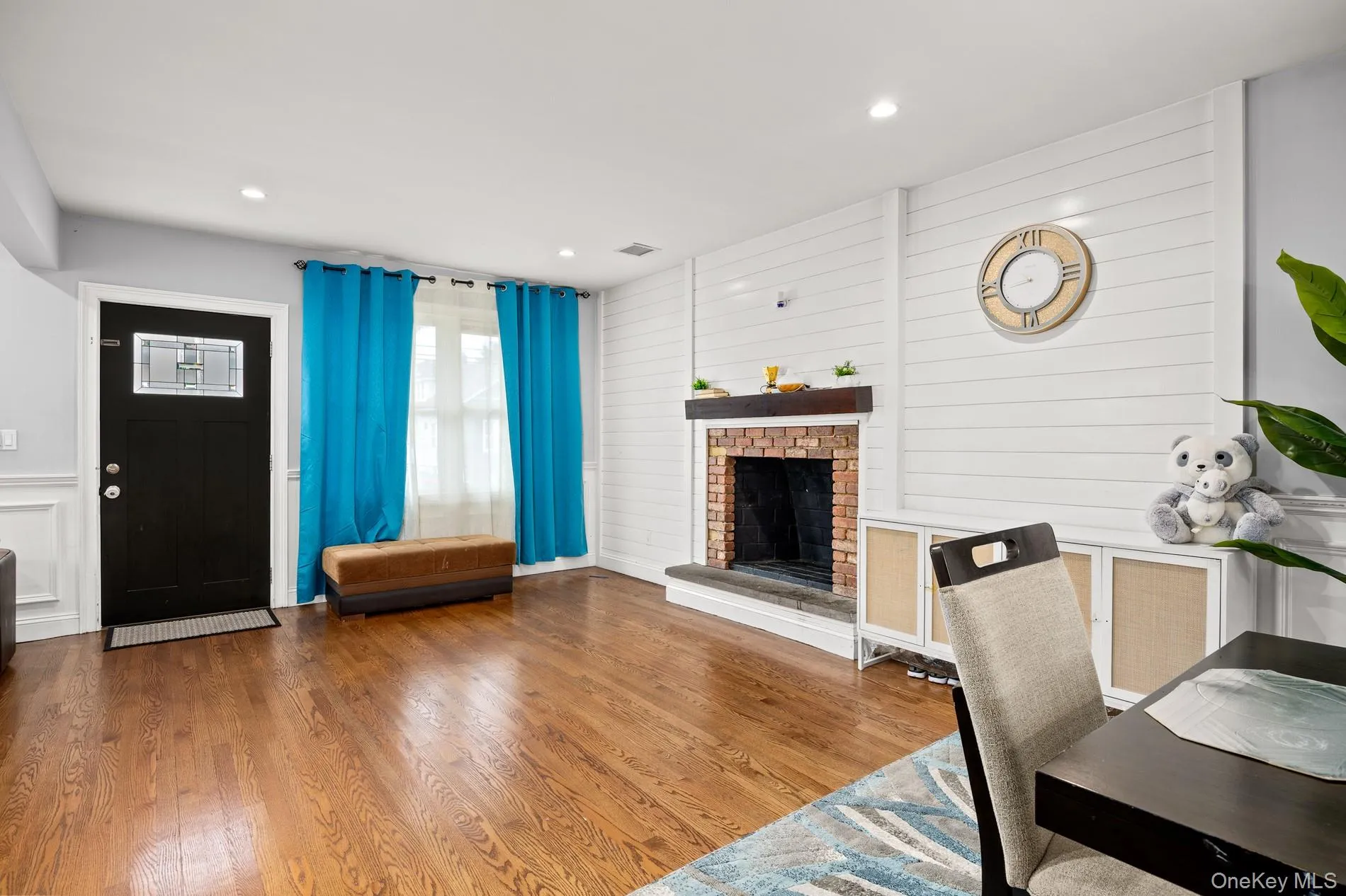 77 Kenny Avenue, Hempstead, NY, 4 Bedrooms Bedrooms, 9 Rooms Rooms,3 BathroomsBathrooms,Residential,For Rent,Kenny,0,1058514 77 Kenny Avenue, Hempstead, NY, 4 Bedrooms Bedrooms, 9 Rooms Rooms,3 BathroomsBathrooms,Residential,For Rent,Kenny,0,1058514