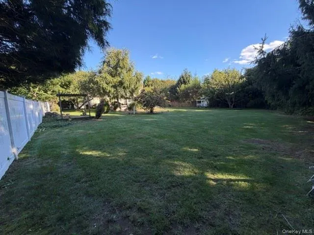 2338 Locust Avenue, Islip, NY, 4 Bedrooms Bedrooms, 9 Rooms Rooms,2 BathroomsBathrooms,Residential,For Rent,Locust,0,1058515 2338 Locust Avenue, Islip, NY, 4 Bedrooms Bedrooms, 9 Rooms Rooms,2 BathroomsBathrooms,Residential,For Rent,Locust,0,1058515