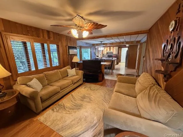 2338 Locust Avenue, Islip, NY, 4 Bedrooms Bedrooms, 9 Rooms Rooms,2 BathroomsBathrooms,Residential,For Rent,Locust,0,1058515 2338 Locust Avenue, Islip, NY, 4 Bedrooms Bedrooms, 9 Rooms Rooms,2 BathroomsBathrooms,Residential,For Rent,Locust,0,1058515