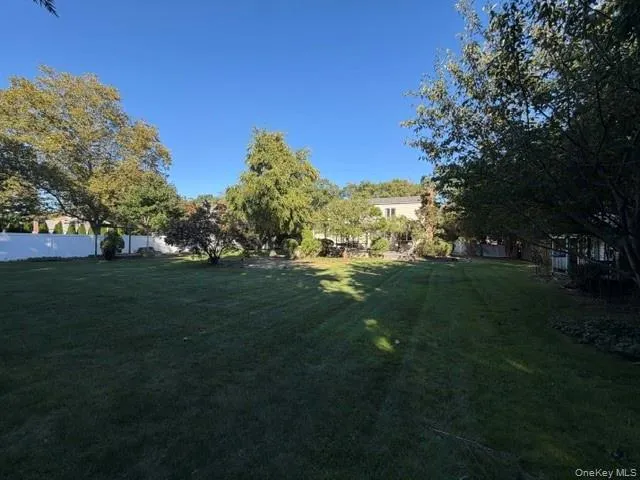 2338 Locust Avenue, Islip, NY, 4 Bedrooms Bedrooms, 9 Rooms Rooms,2 BathroomsBathrooms,Residential,For Rent,Locust,0,1058515 2338 Locust Avenue, Islip, NY, 4 Bedrooms Bedrooms, 9 Rooms Rooms,2 BathroomsBathrooms,Residential,For Rent,Locust,0,1058515