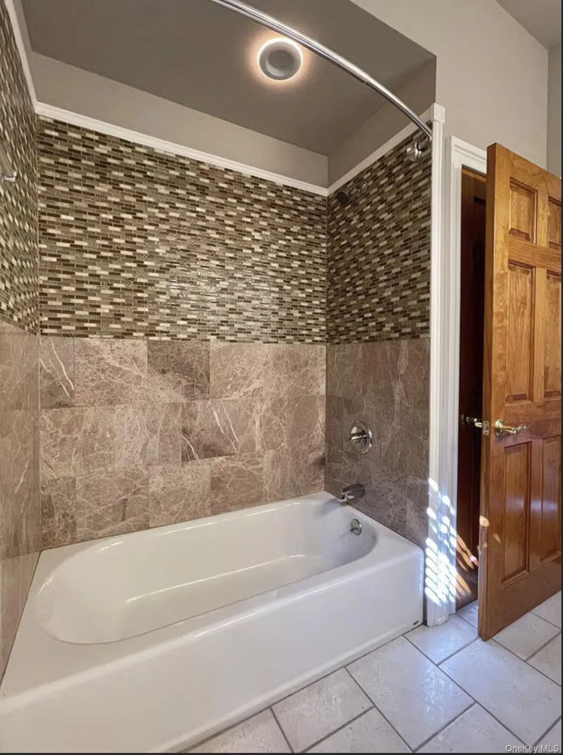 81 Cannon Street, Poughkeepsie, NY, 1 Bedroom Bedrooms, 3 Room Rooms,1 BathroomBathrooms,Residential Lease,For Rent,Cannon,0,1058517 81 Cannon Street, Poughkeepsie, NY, 1 Bedroom Bedrooms, 3 Room Rooms,1 BathroomBathrooms,Residential Lease,For Rent,Cannon,0,1058517