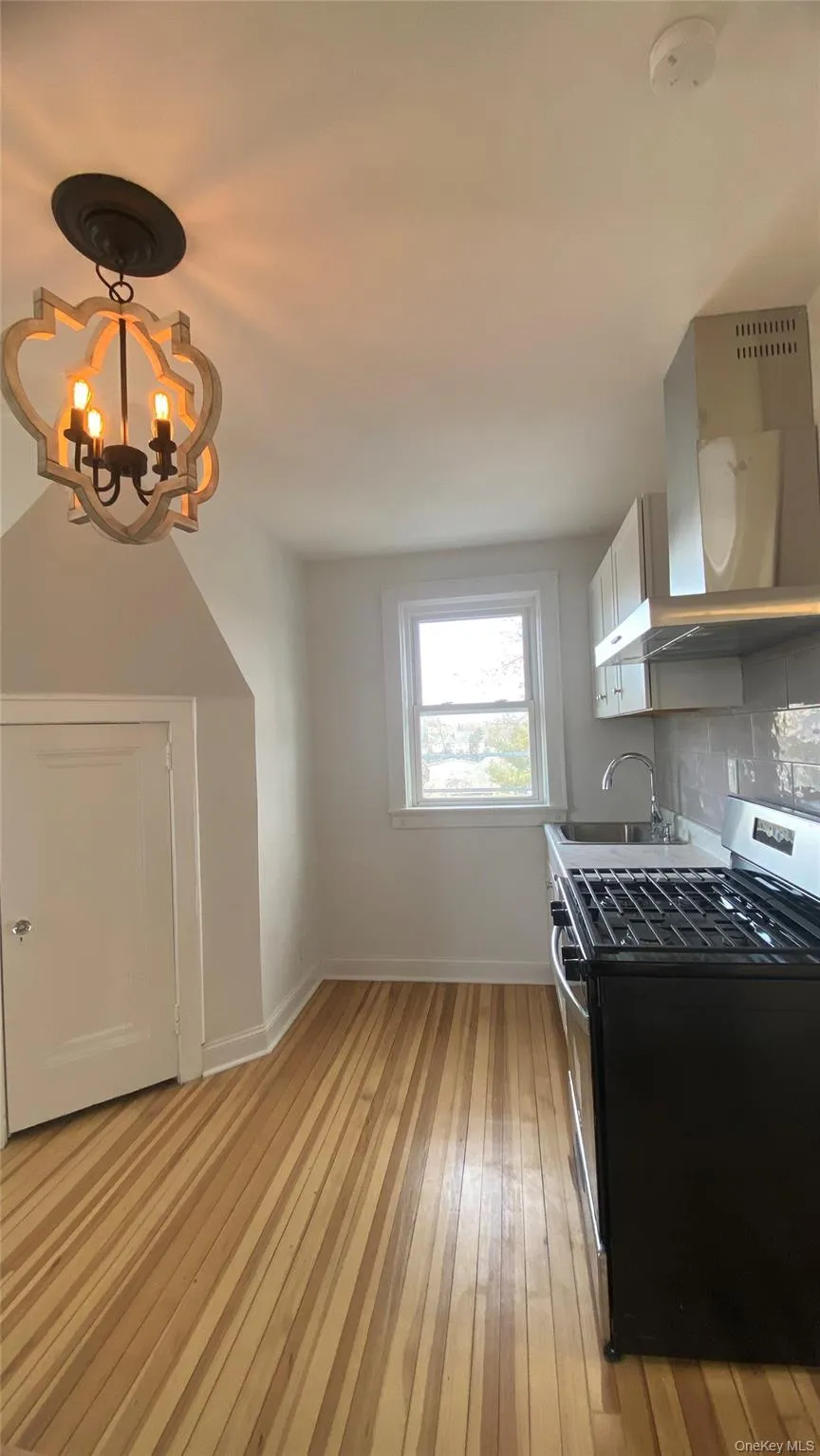 127 Maple Avenue, Rye City, NY, 1 Bedroom Bedrooms, 4 Room Rooms,1 BathroomBathrooms,Residential Lease,For Rent,Maple,0,1058518 127 Maple Avenue, Rye City, NY, 1 Bedroom Bedrooms, 4 Room Rooms,1 BathroomBathrooms,Residential Lease,For Rent,Maple,0,1058518