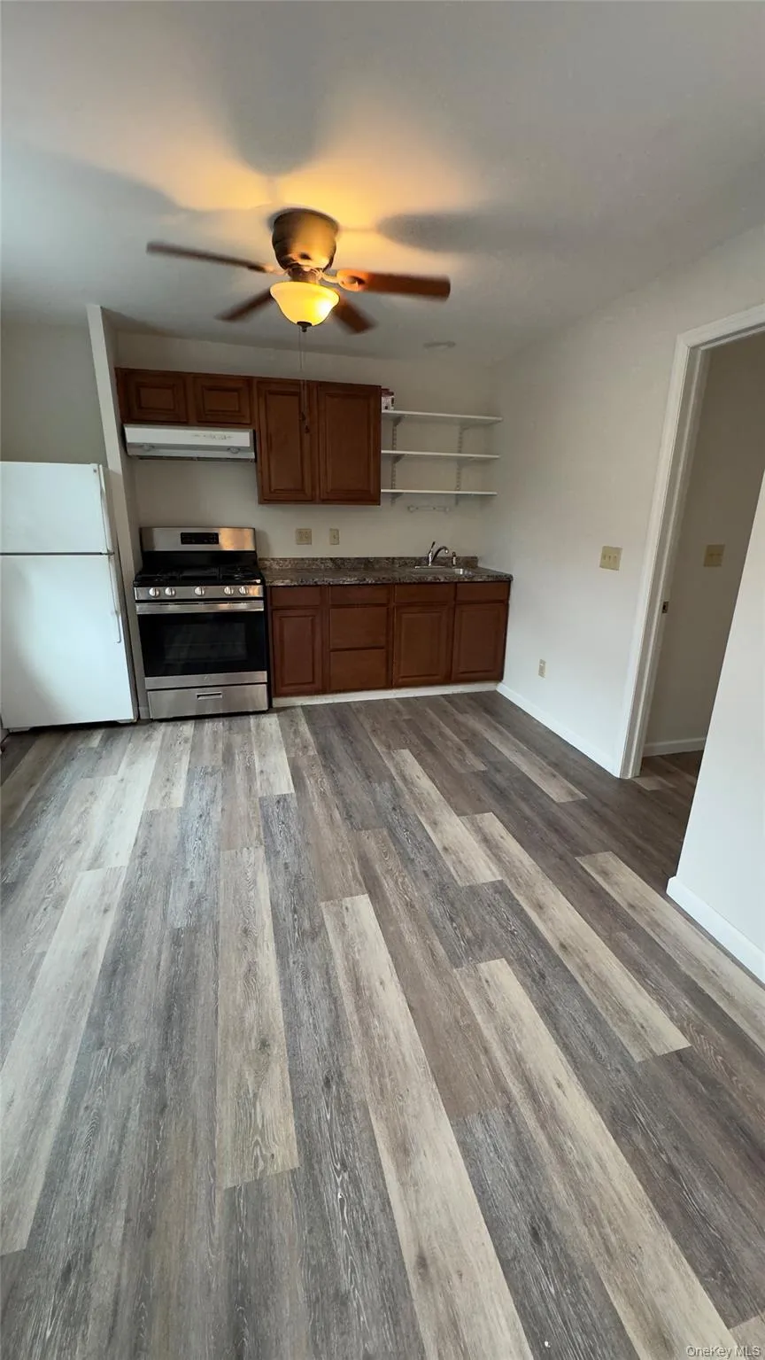 26 Benson Street, Haverstraw, NY, 1 Bedroom Bedrooms, 3 Room Rooms,1 BathroomBathrooms,Residential Lease,For Rent,Benson,0,1058521 26 Benson Street, Haverstraw, NY, 1 Bedroom Bedrooms, 3 Room Rooms,1 BathroomBathrooms,Residential Lease,For Rent,Benson,0,1058521