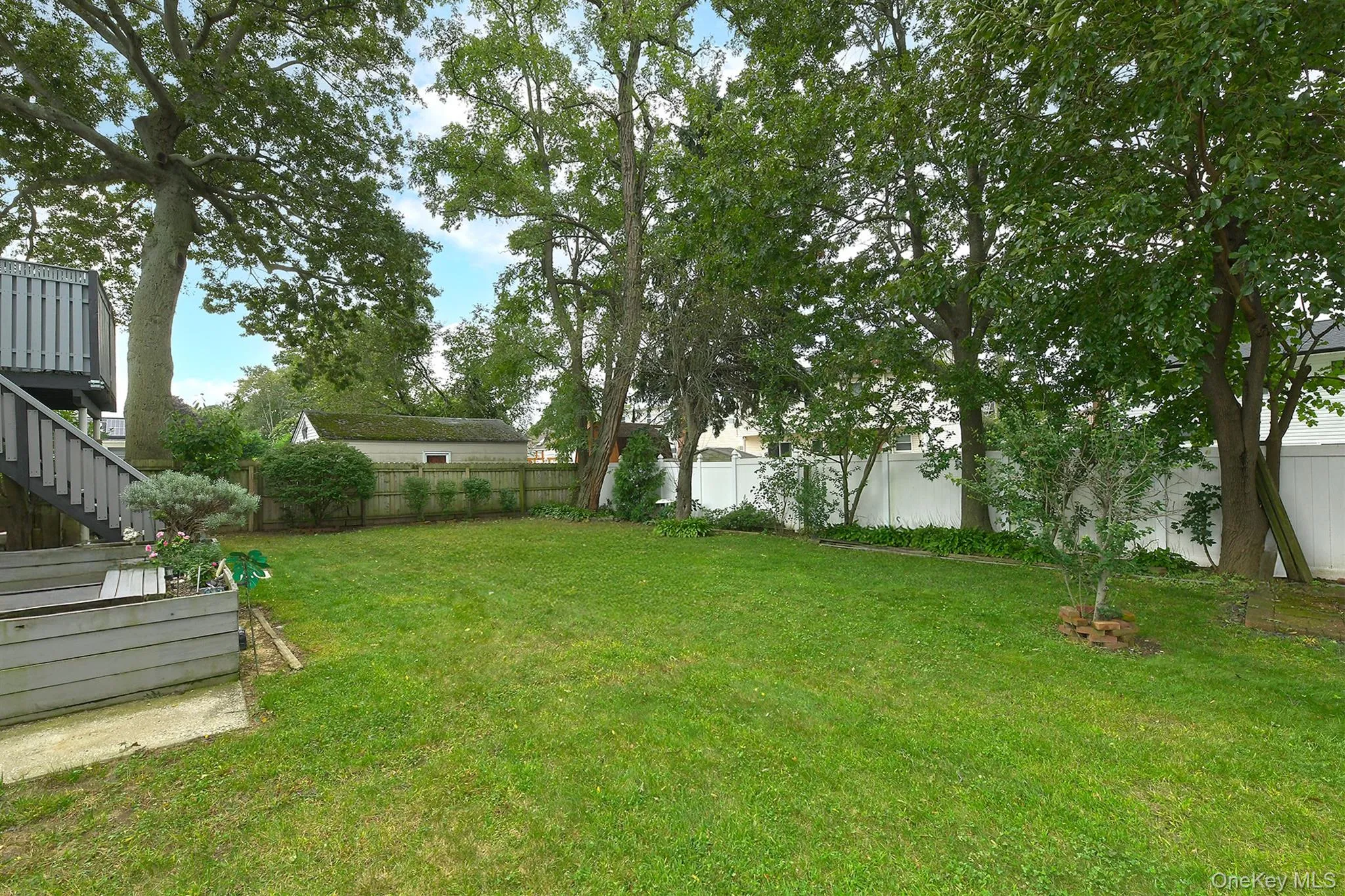 Side Rear Yard Side Rear Yard