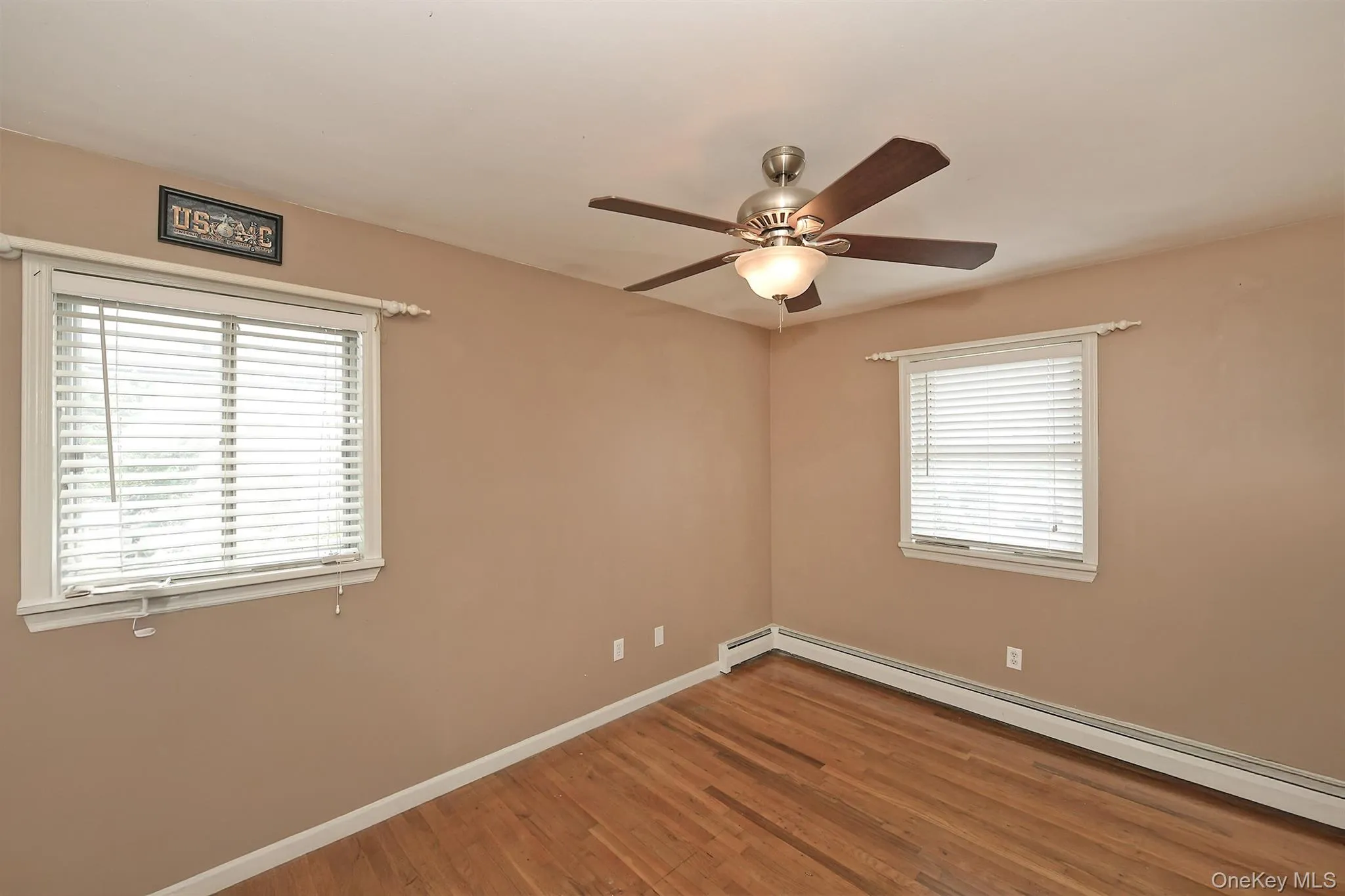 Upper Bedroom #2 with Ceiling Fan Upper Bedroom #2 with Ceiling Fan