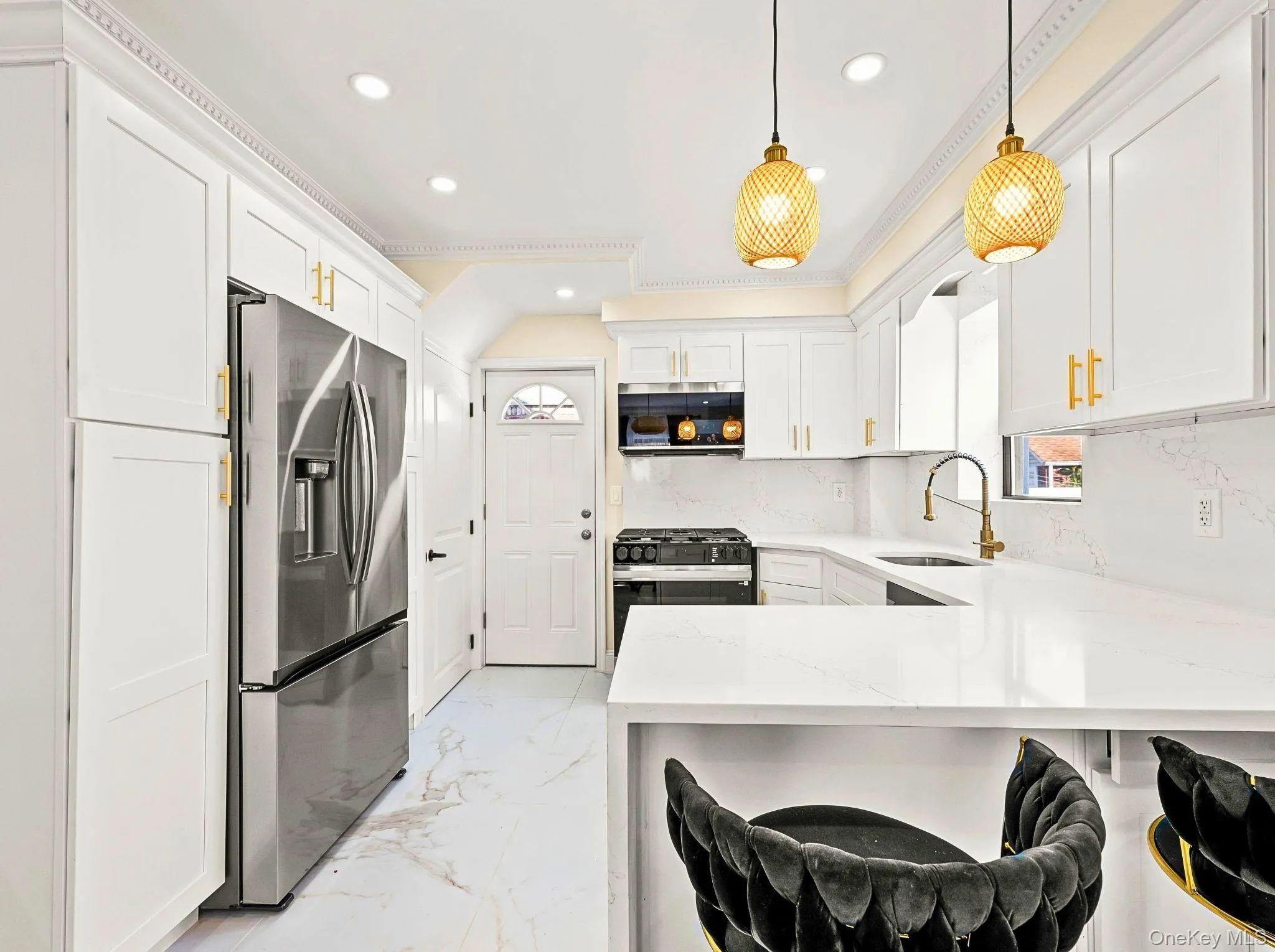 65-15 183rd Street, New York, NY, 3 Bedrooms Bedrooms, 6 Rooms Rooms,2 BathroomsBathrooms,Residential,For Rent,183rd,0,1058528 65-15 183rd Street, New York, NY, 3 Bedrooms Bedrooms, 6 Rooms Rooms,2 BathroomsBathrooms,Residential,For Rent,183rd,0,1058528