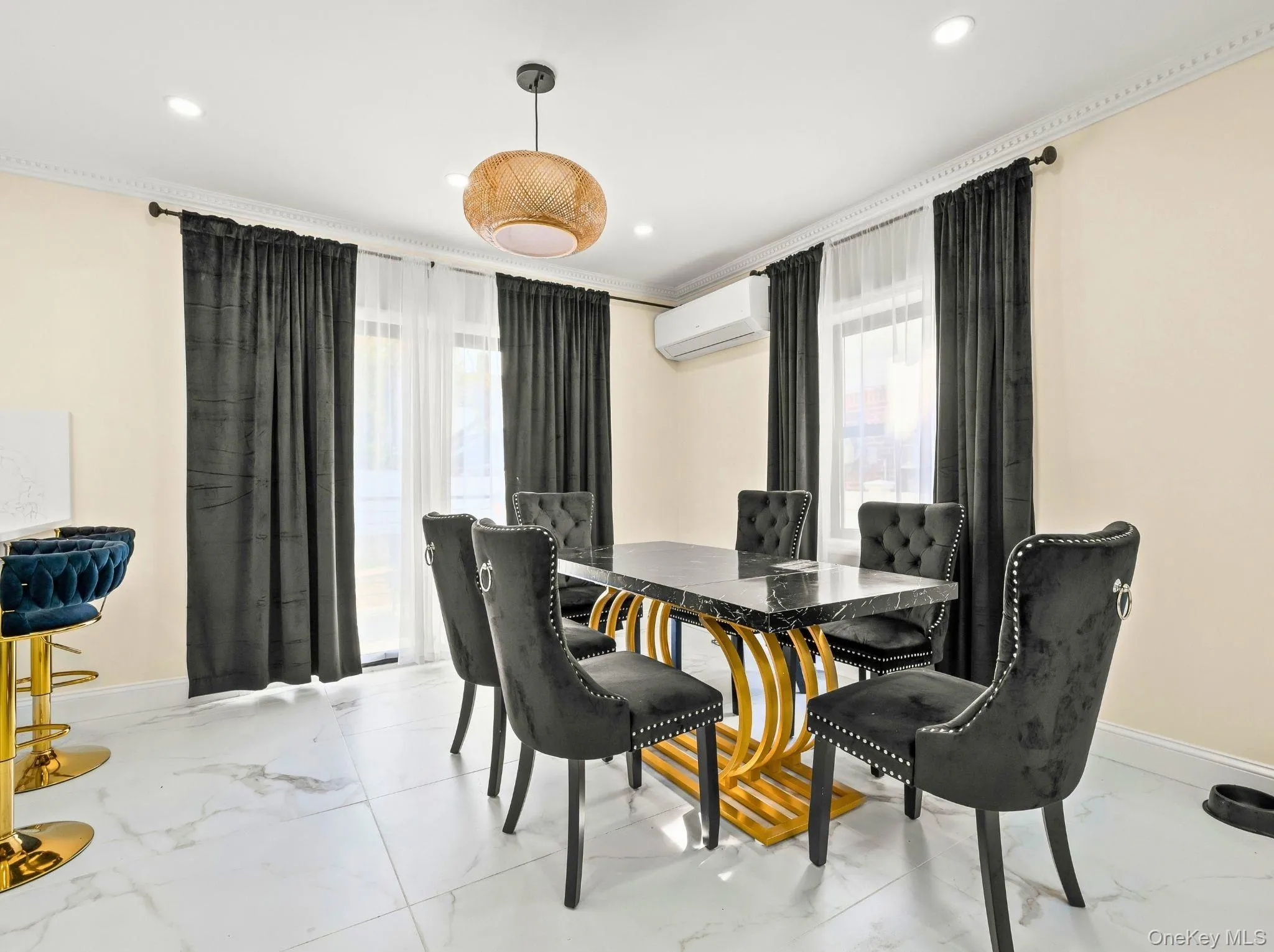 65-15 183rd Street, New York, NY, 3 Bedrooms Bedrooms, 6 Rooms Rooms,2 BathroomsBathrooms,Residential,For Rent,183rd,0,1058528 65-15 183rd Street, New York, NY, 3 Bedrooms Bedrooms, 6 Rooms Rooms,2 BathroomsBathrooms,Residential,For Rent,183rd,0,1058528