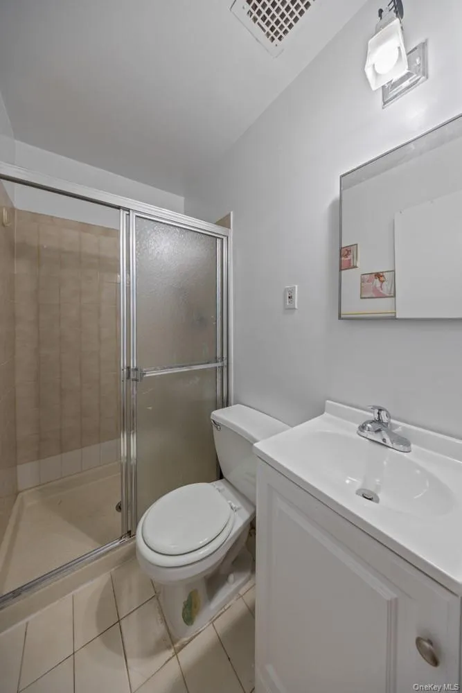 8731 57th Road, New York, NY, 3 Bedroom Bedrooms, 7 Room Rooms,2 BathroomBathrooms,Residential Lease,For Rent,57th,0,1058533 8731 57th Road, New York, NY, 3 Bedroom Bedrooms, 7 Room Rooms,2 BathroomBathrooms,Residential Lease,For Rent,57th,0,1058533