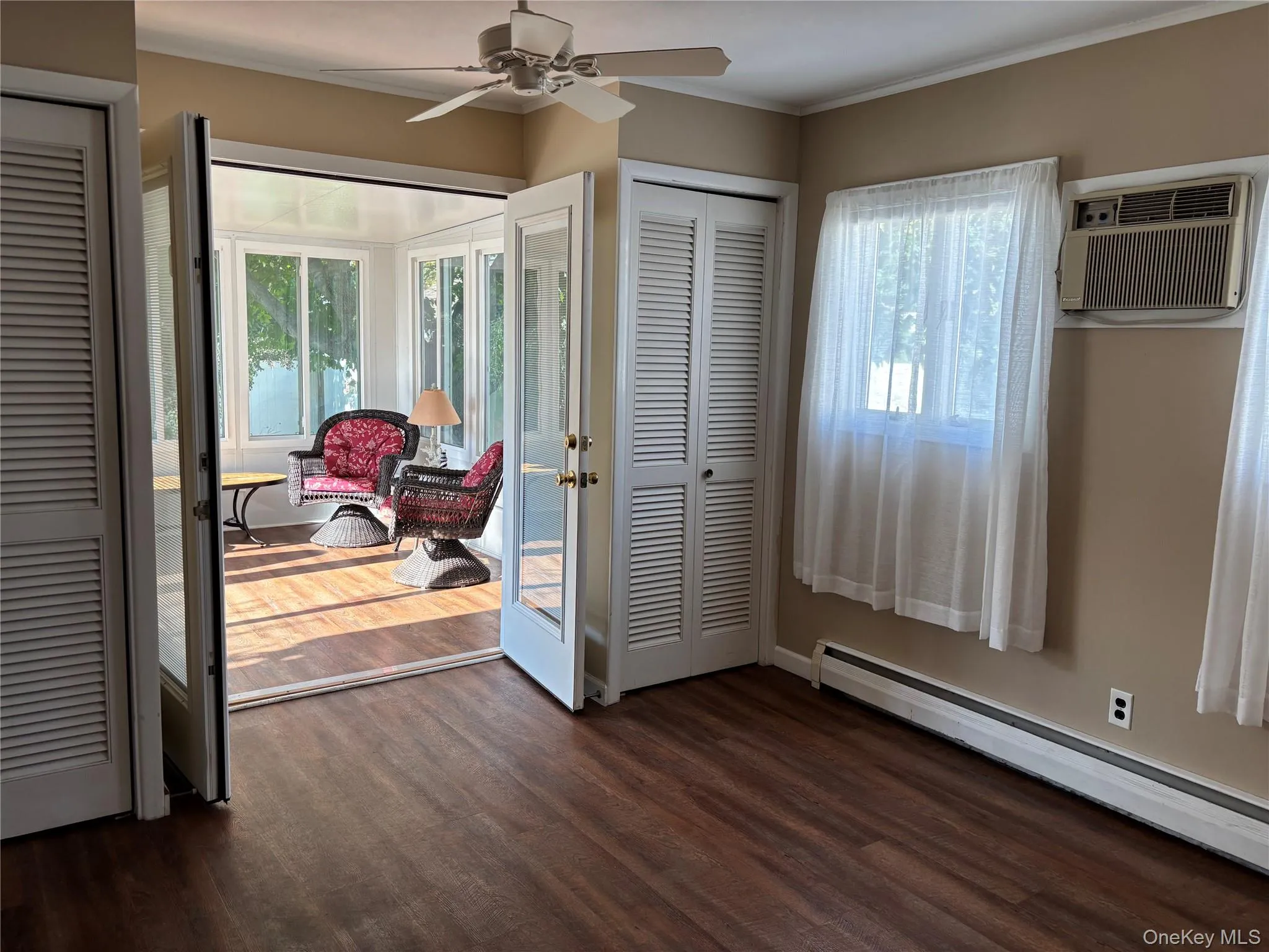 8 Walnut Place, Babylon, NY, 3 Bedrooms Bedrooms, 7 Rooms Rooms,2 BathroomsBathrooms,Residential,For Rent,Walnut,0,1058538 8 Walnut Place, Babylon, NY, 3 Bedrooms Bedrooms, 7 Rooms Rooms,2 BathroomsBathrooms,Residential,For Rent,Walnut,0,1058538
