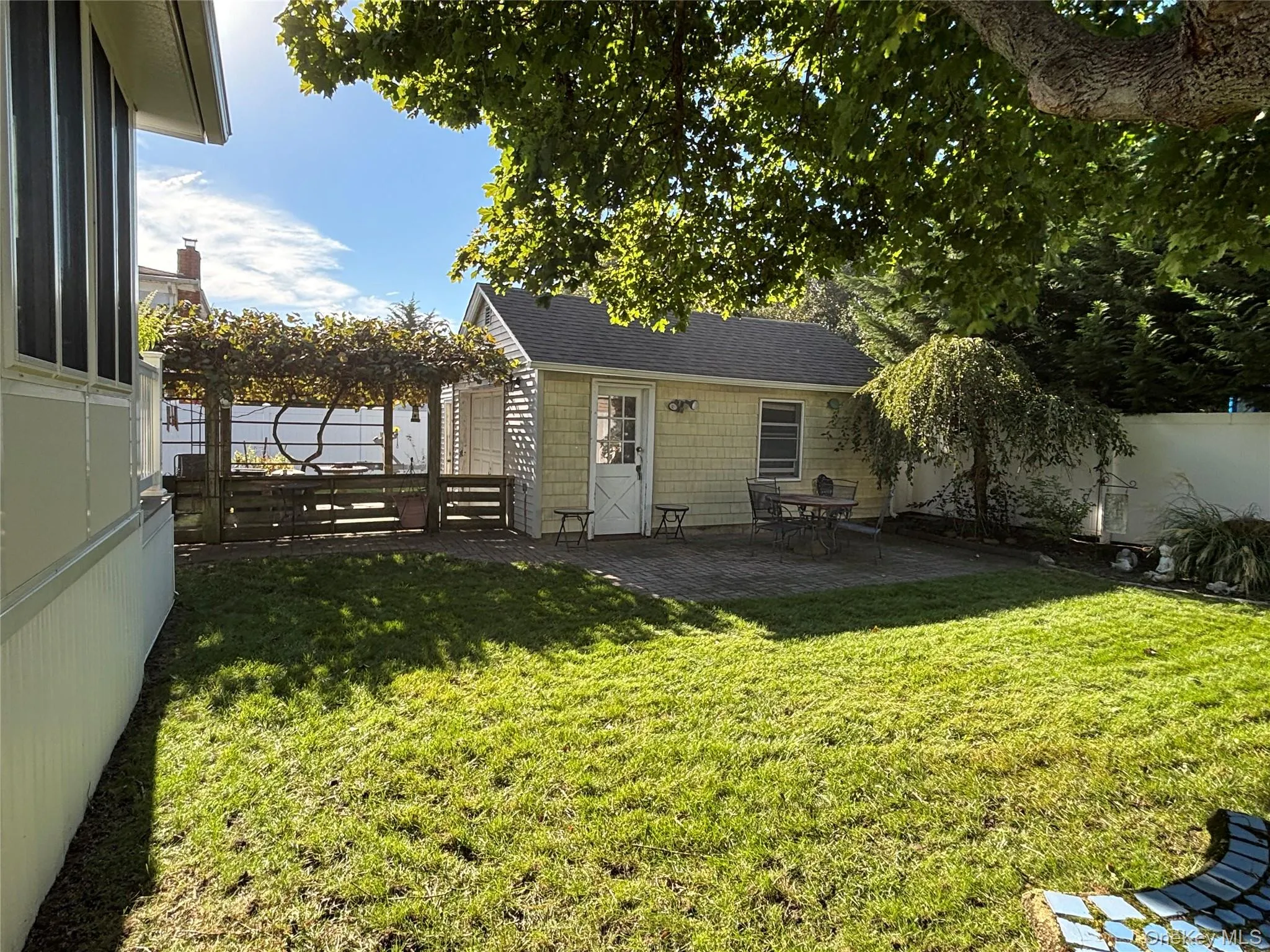 8 Walnut Place, Babylon, NY, 3 Bedrooms Bedrooms, 7 Rooms Rooms,2 BathroomsBathrooms,Residential,For Rent,Walnut,0,1058538 8 Walnut Place, Babylon, NY, 3 Bedrooms Bedrooms, 7 Rooms Rooms,2 BathroomsBathrooms,Residential,For Rent,Walnut,0,1058538
