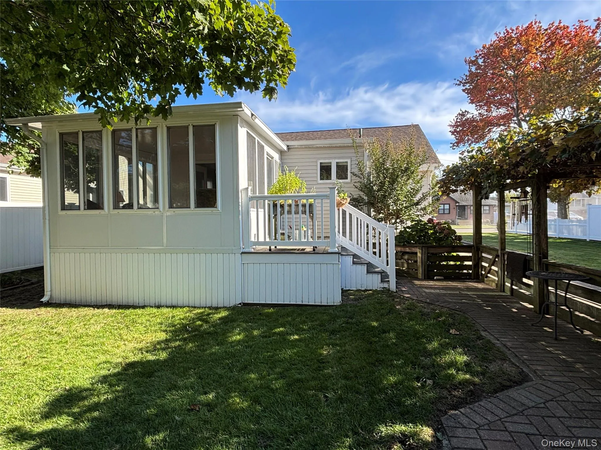 8 Walnut Place, Babylon, NY, 3 Bedrooms Bedrooms, 7 Rooms Rooms,2 BathroomsBathrooms,Residential,For Rent,Walnut,0,1058538 8 Walnut Place, Babylon, NY, 3 Bedrooms Bedrooms, 7 Rooms Rooms,2 BathroomsBathrooms,Residential,For Rent,Walnut,0,1058538