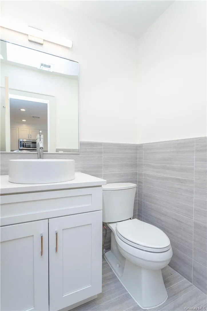 121 Fisher Avenue, White Plains, NY, 3 Bedroom Bedrooms, 8 Room Rooms,3 BathroomBathrooms,Residential Lease,For Rent,Fisher,0,1058546 121 Fisher Avenue, White Plains, NY, 3 Bedroom Bedrooms, 8 Room Rooms,3 BathroomBathrooms,Residential Lease,For Rent,Fisher,0,1058546