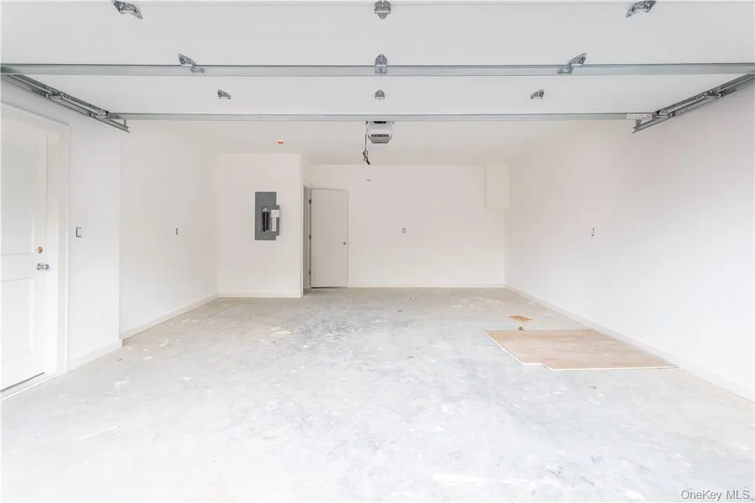 121 Fisher Avenue, White Plains, NY, 3 Bedroom Bedrooms, 8 Room Rooms,3 BathroomBathrooms,Residential Lease,For Rent,Fisher,0,1058546 121 Fisher Avenue, White Plains, NY, 3 Bedroom Bedrooms, 8 Room Rooms,3 BathroomBathrooms,Residential Lease,For Rent,Fisher,0,1058546