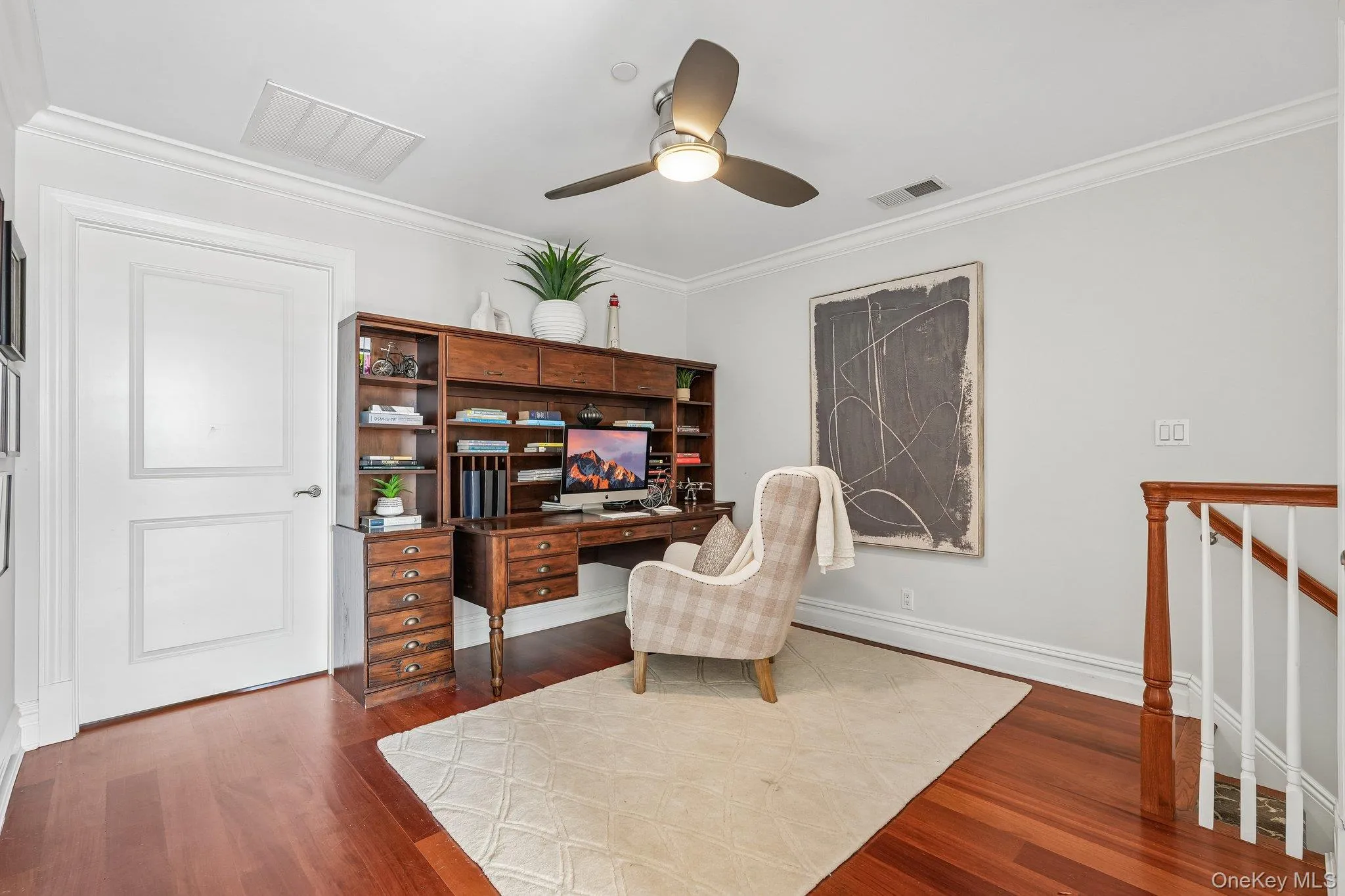 Fourth floor loft and office that can double as a full floor private Suite with it's own Bedroom, bathroom and elevator access Fourth floor loft and office that can double as a full floor private Suite with it's own Bedroom, bathroom and elevator access