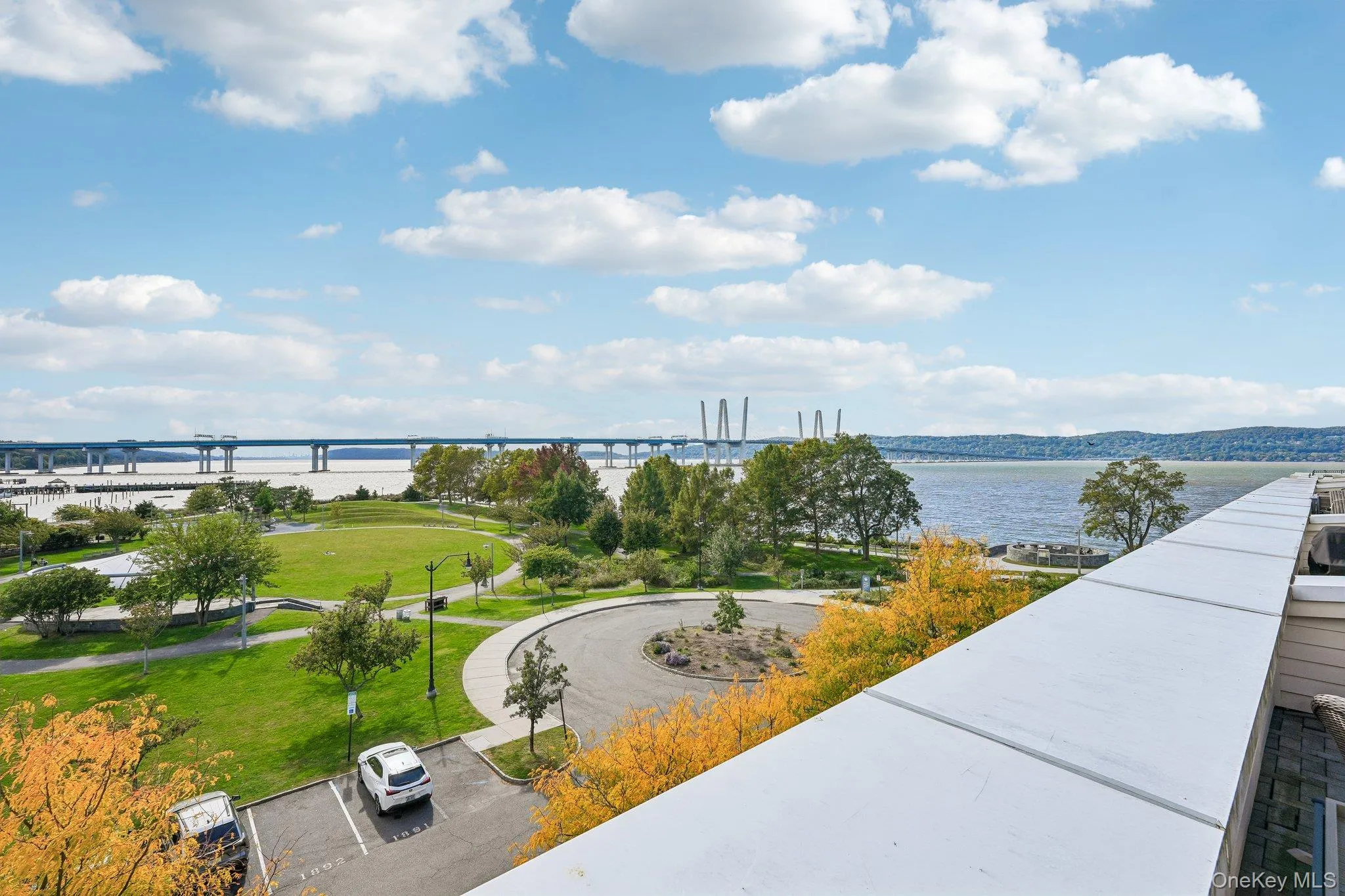 View from your roof deck of the river, Cuomo Bridge, Pierson Park, Riverwalk Park and NYC skyline View from your roof deck of the river, Cuomo Bridge, Pierson Park, Riverwalk Park and NYC skyline