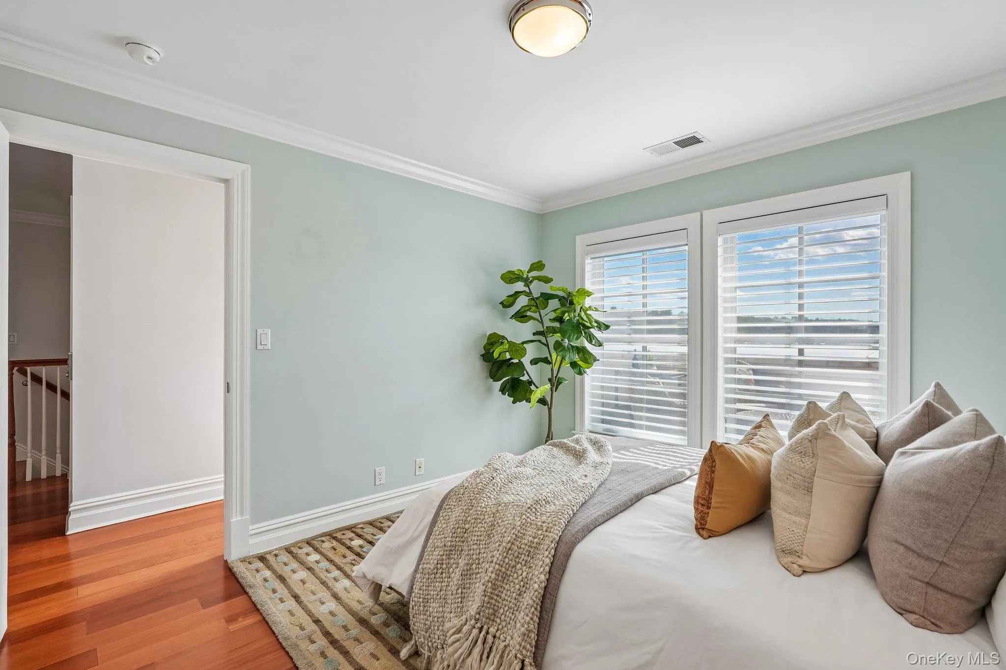147 Main Street, Greenburgh, NY, 4 Bedrooms Bedrooms, 12 Rooms Rooms,4 BathroomsBathrooms,Residential,For Rent,Main,0,1058551 147 Main Street, Greenburgh, NY, 4 Bedrooms Bedrooms, 12 Rooms Rooms,4 BathroomsBathrooms,Residential,For Rent,Main,0,1058551