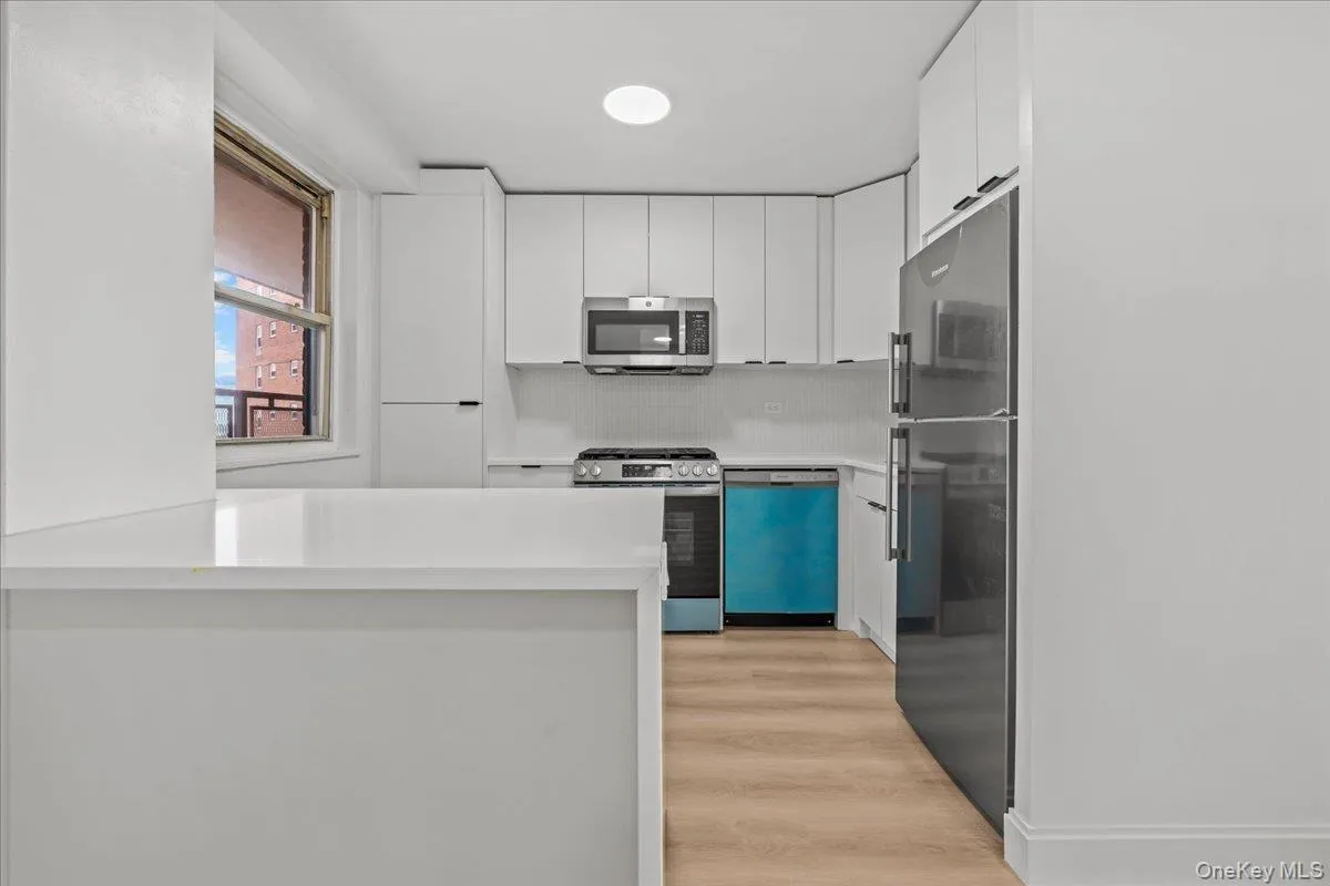 5800 Arlington Avenue, New York, NY, 1 Bedroom Bedrooms, 4 Rooms Rooms,1 BathroomBathrooms,Residential,For Rent,Arlington,0,1058552 5800 Arlington Avenue, New York, NY, 1 Bedroom Bedrooms, 4 Rooms Rooms,1 BathroomBathrooms,Residential,For Rent,Arlington,0,1058552