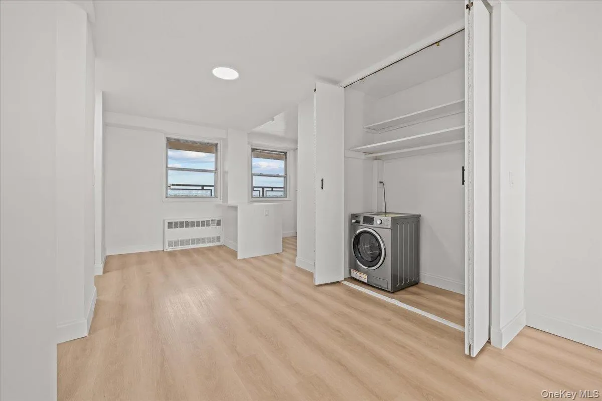 5800 Arlington Avenue, New York, NY, 1 Bedroom Bedrooms, 4 Rooms Rooms,1 BathroomBathrooms,Residential,For Rent,Arlington,0,1058552 5800 Arlington Avenue, New York, NY, 1 Bedroom Bedrooms, 4 Rooms Rooms,1 BathroomBathrooms,Residential,For Rent,Arlington,0,1058552