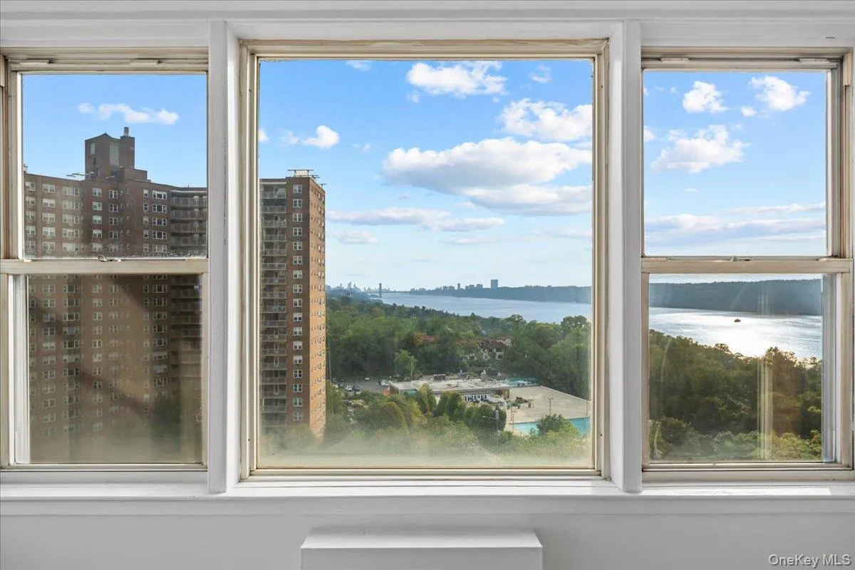 5800 Arlington Avenue, New York, NY, 1 Bedroom Bedrooms, 4 Rooms Rooms,1 BathroomBathrooms,Residential,For Rent,Arlington,0,1058552 5800 Arlington Avenue, New York, NY, 1 Bedroom Bedrooms, 4 Rooms Rooms,1 BathroomBathrooms,Residential,For Rent,Arlington,0,1058552
