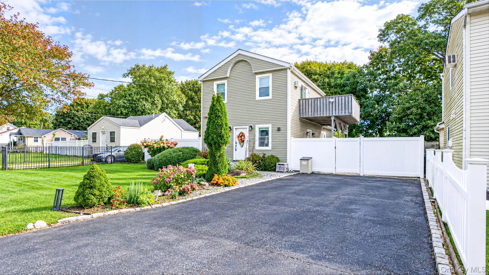 73 Lynbrook Drive, Brookhaven, NY, 4 Bedrooms Bedrooms, 7 Rooms Rooms,2 BathroomsBathrooms,Residential,For Rent,Lynbrook,0,1058554 73 Lynbrook Drive, Brookhaven, NY, 4 Bedrooms Bedrooms, 7 Rooms Rooms,2 BathroomsBathrooms,Residential,For Rent,Lynbrook,0,1058554
