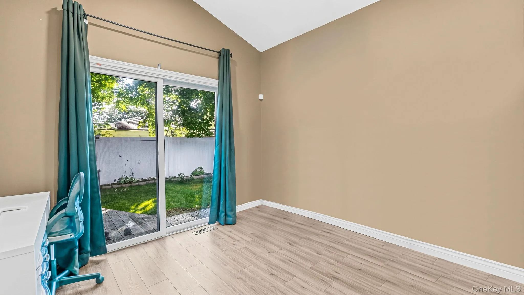73 Lynbrook Drive, Brookhaven, NY, 4 Bedrooms Bedrooms, 7 Rooms Rooms,2 BathroomsBathrooms,Residential,For Rent,Lynbrook,0,1058554 73 Lynbrook Drive, Brookhaven, NY, 4 Bedrooms Bedrooms, 7 Rooms Rooms,2 BathroomsBathrooms,Residential,For Rent,Lynbrook,0,1058554
