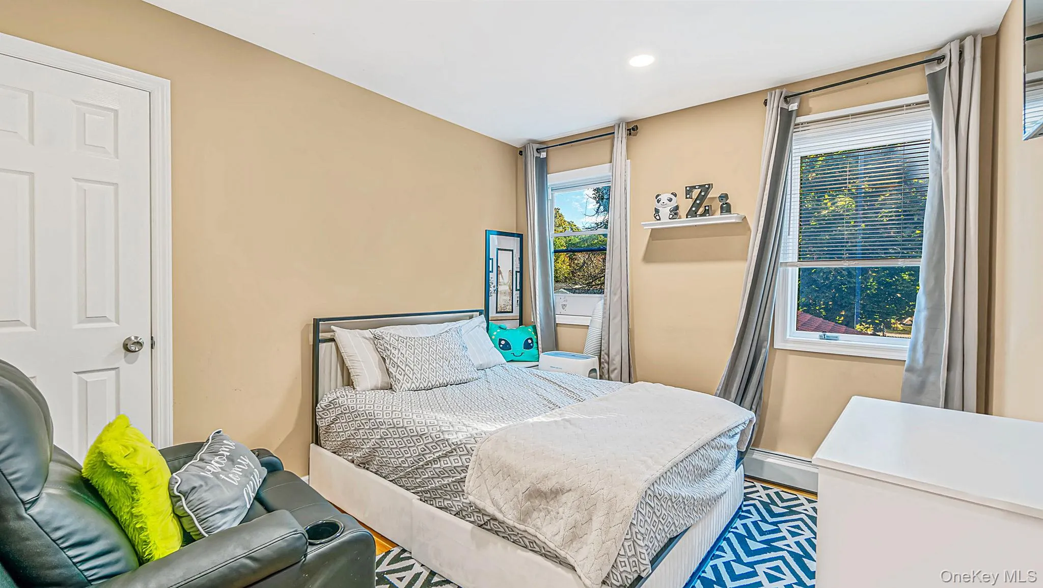 73 Lynbrook Drive, Brookhaven, NY, 4 Bedrooms Bedrooms, 7 Rooms Rooms,2 BathroomsBathrooms,Residential,For Rent,Lynbrook,0,1058554 73 Lynbrook Drive, Brookhaven, NY, 4 Bedrooms Bedrooms, 7 Rooms Rooms,2 BathroomsBathrooms,Residential,For Rent,Lynbrook,0,1058554
