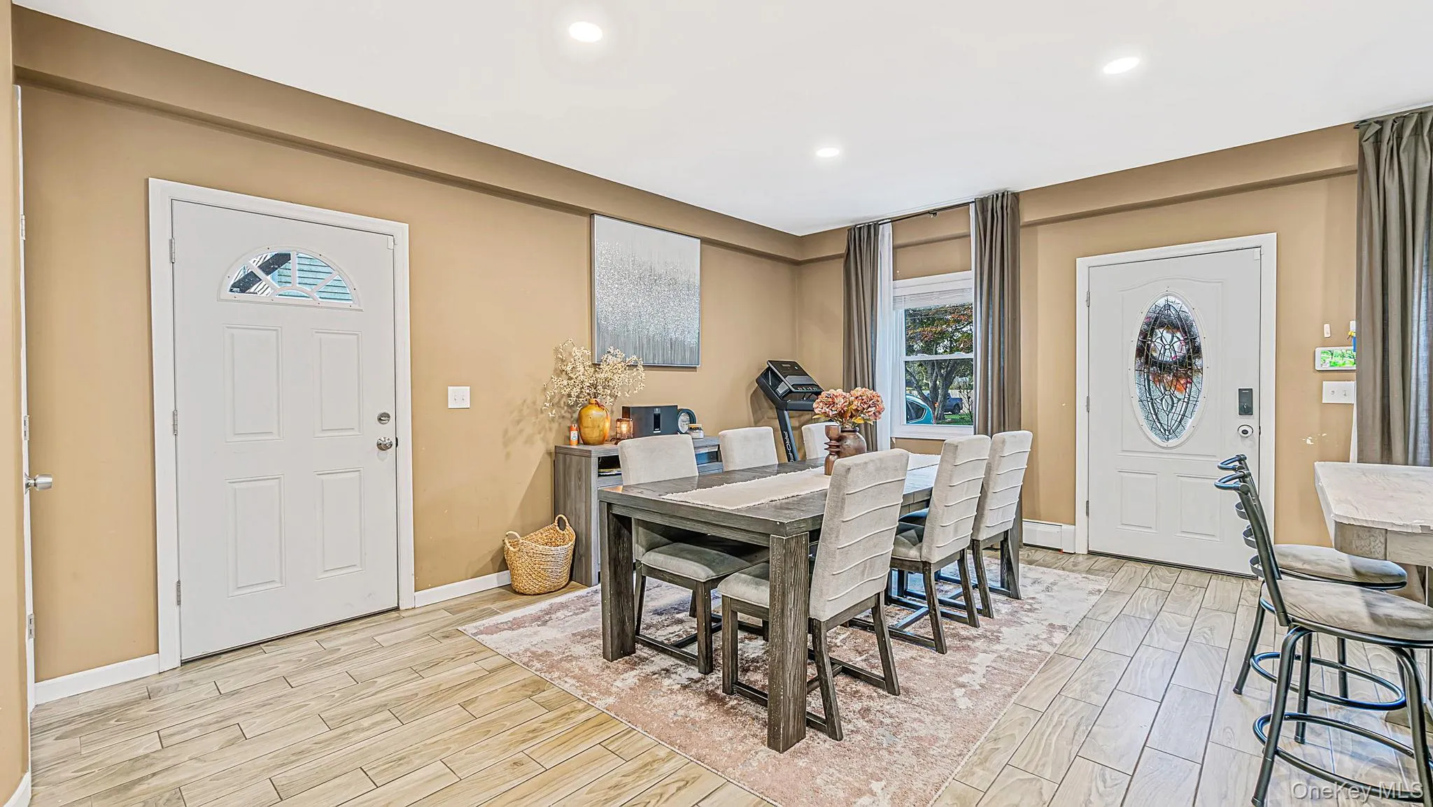 73 Lynbrook Drive, Brookhaven, NY, 4 Bedrooms Bedrooms, 7 Rooms Rooms,2 BathroomsBathrooms,Residential,For Rent,Lynbrook,0,1058554 73 Lynbrook Drive, Brookhaven, NY, 4 Bedrooms Bedrooms, 7 Rooms Rooms,2 BathroomsBathrooms,Residential,For Rent,Lynbrook,0,1058554